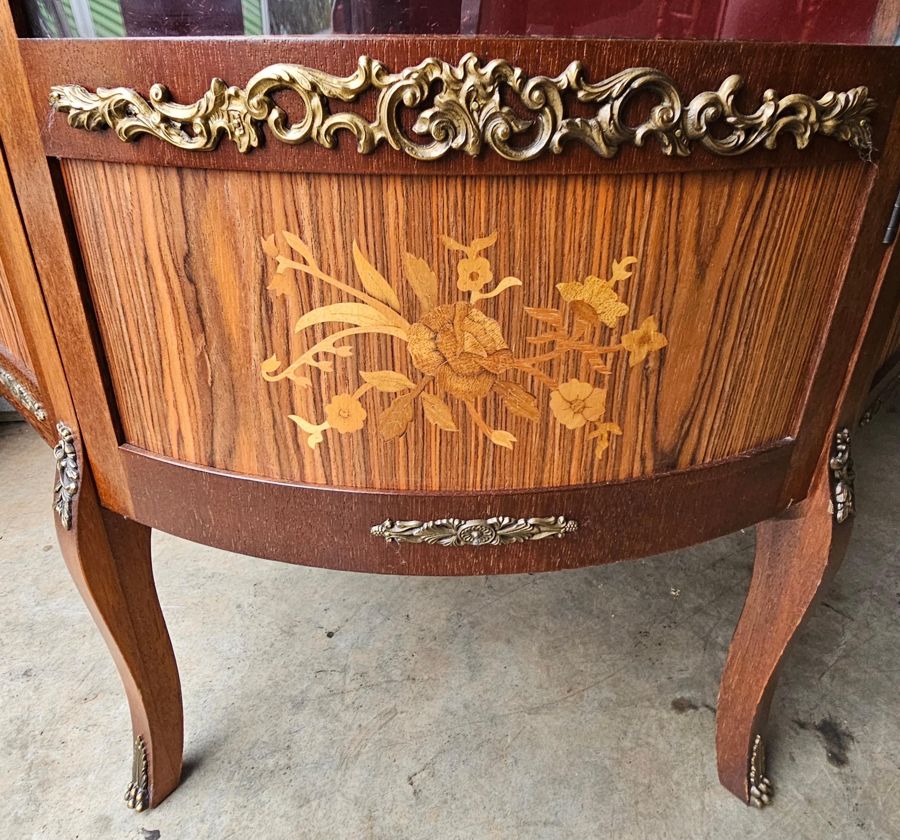 Louis XV Satinwood Inlaid Mahogany Parquetry & Marquetry Corner Vitrine Cabinet For Sale 1