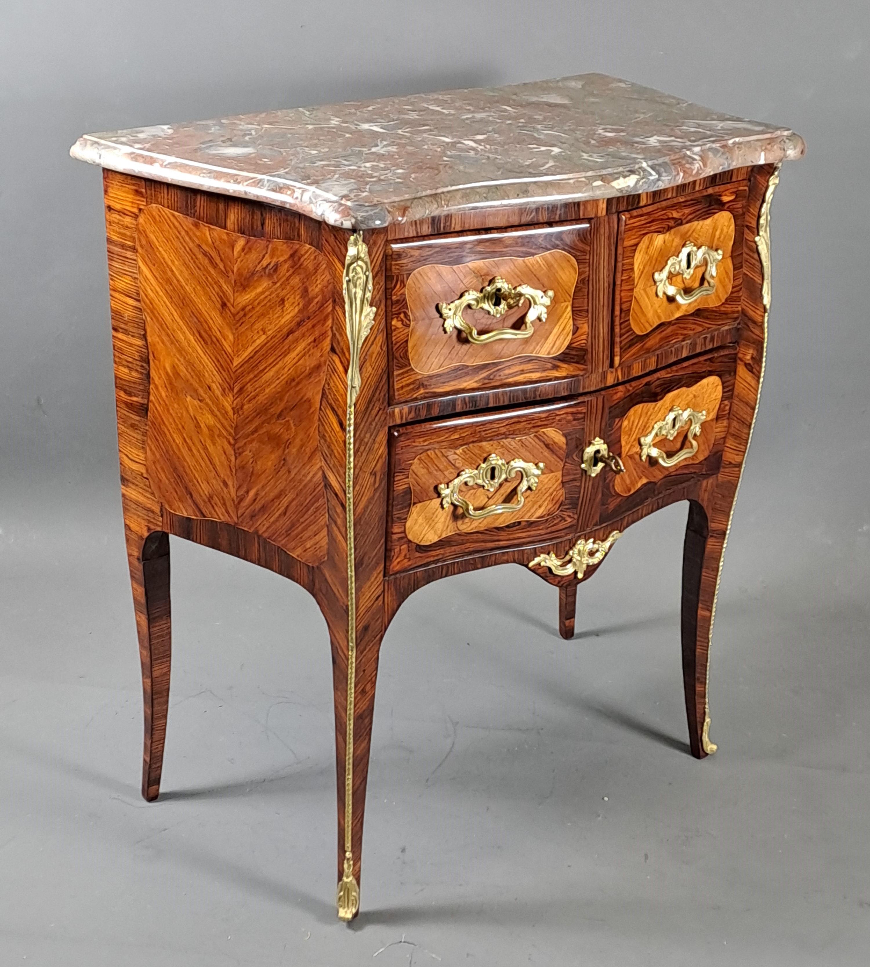 Louis XV Sauteuse Commode In Rosewood Marquetry For Sale 2