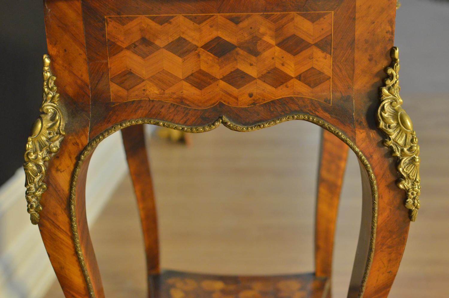Louis XV Sewing Table in Walnut and Birch, France, 19th Century For Sale 9