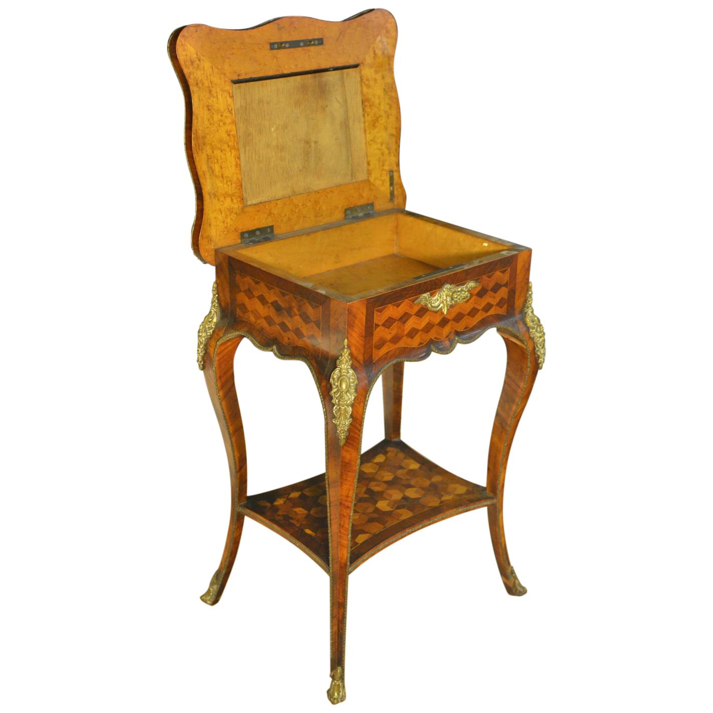 Louis XV Sewing Table in Walnut and Birch, France, 19th Century For Sale