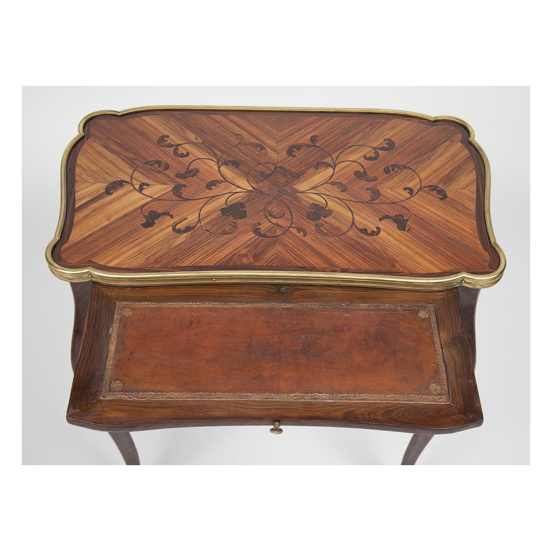 Bronze Table d'appoint Louis XV en vente