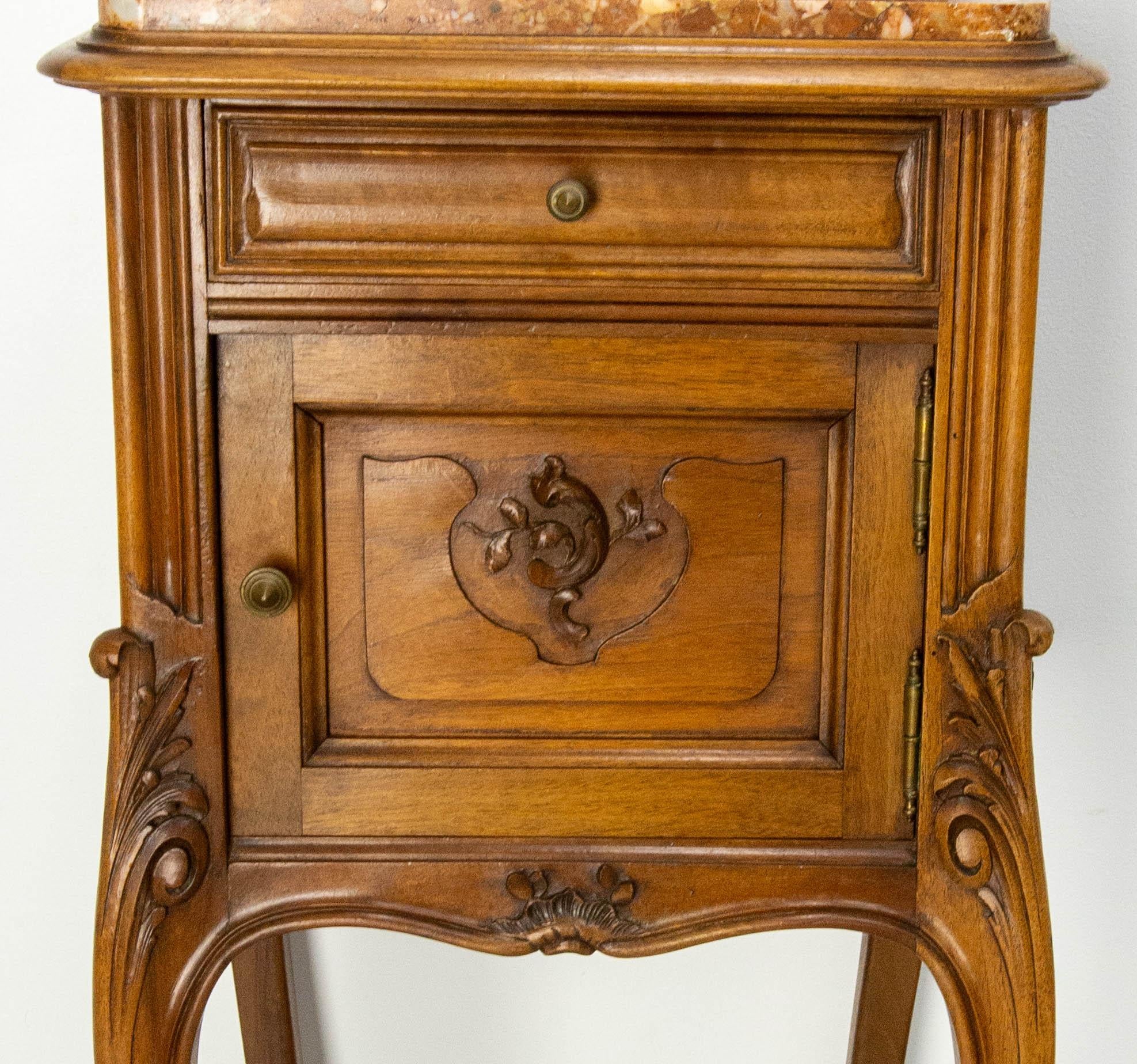 Louis XV St Side Cabinet Nightstand French Walnut Bedside Marbletop Table c 1900 In Good Condition In Labrit, Landes
