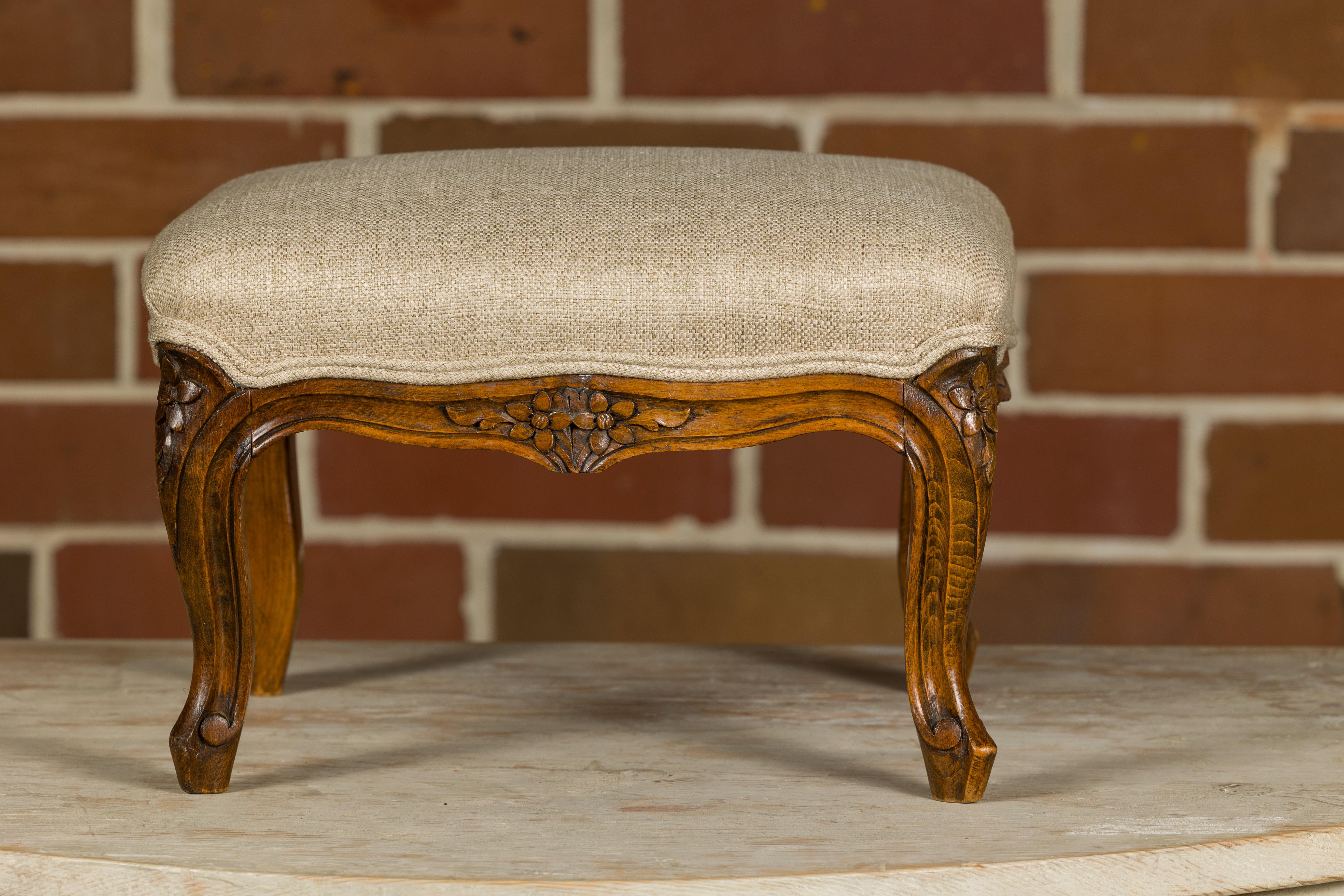 Louis XV Style 19th Century French Footstool with Carved Cabriole Legs For Sale 2