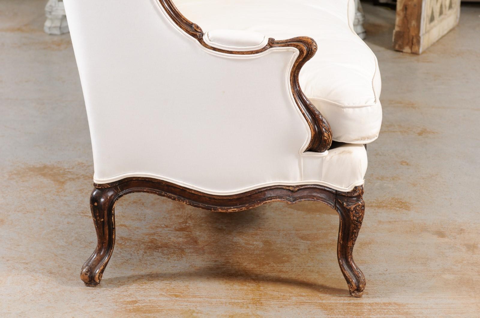 Louis XV Style 19th Century French Walnut Wingback Canapé with Cabriole Legs 6