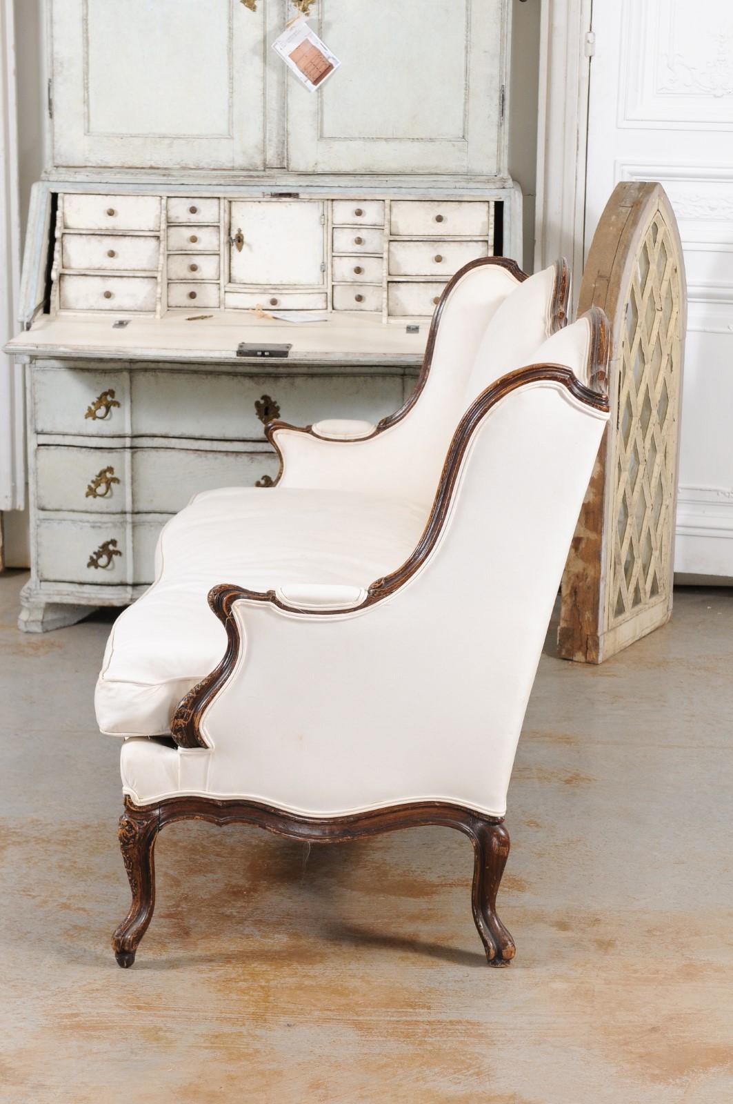 Louis XV Style 19th Century French Walnut Wingback Canapé with Cabriole Legs 11