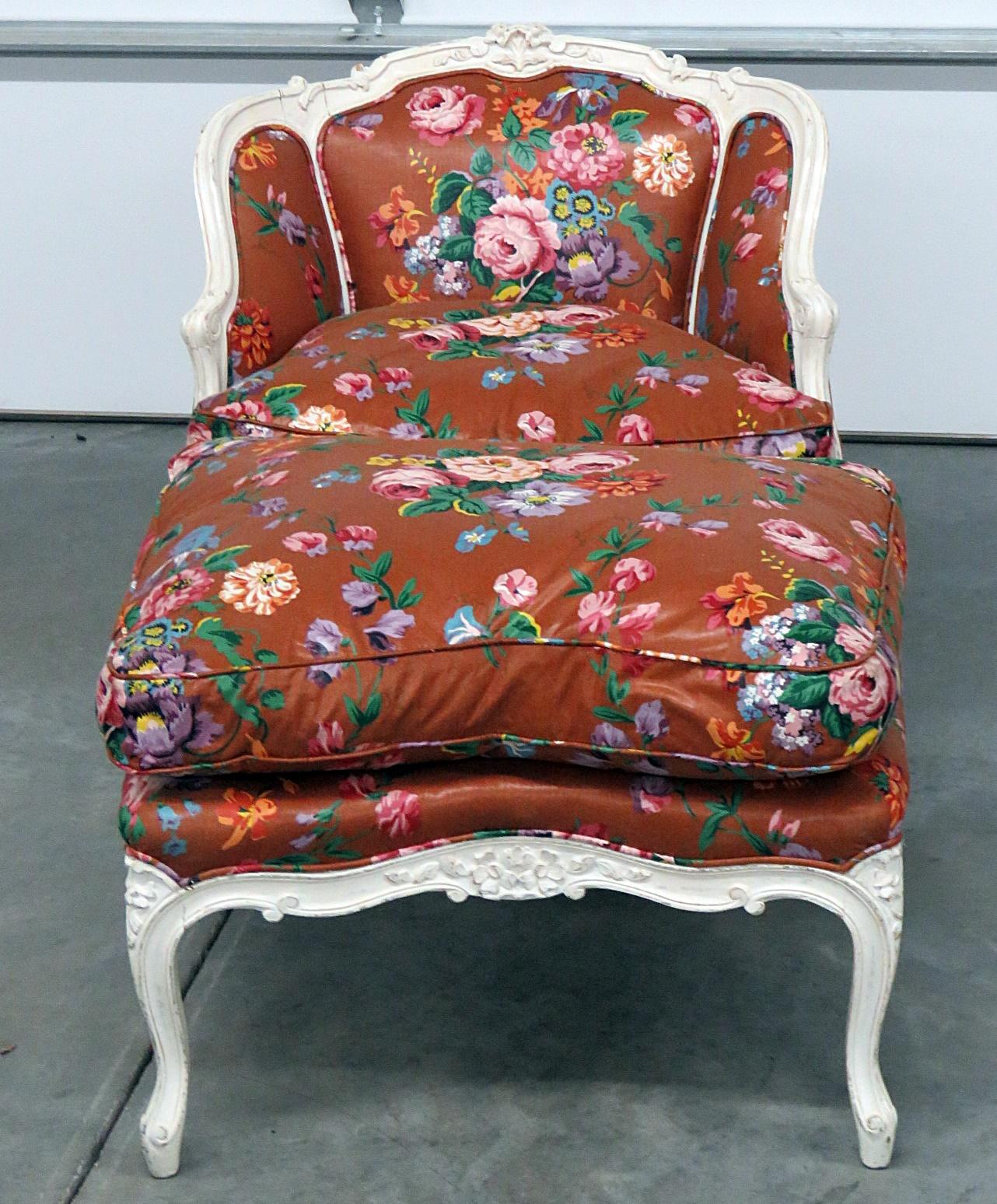 Wood Painted Louis XV Style 3-Piece Duchess Brisee Chaise Daybed C1930s
