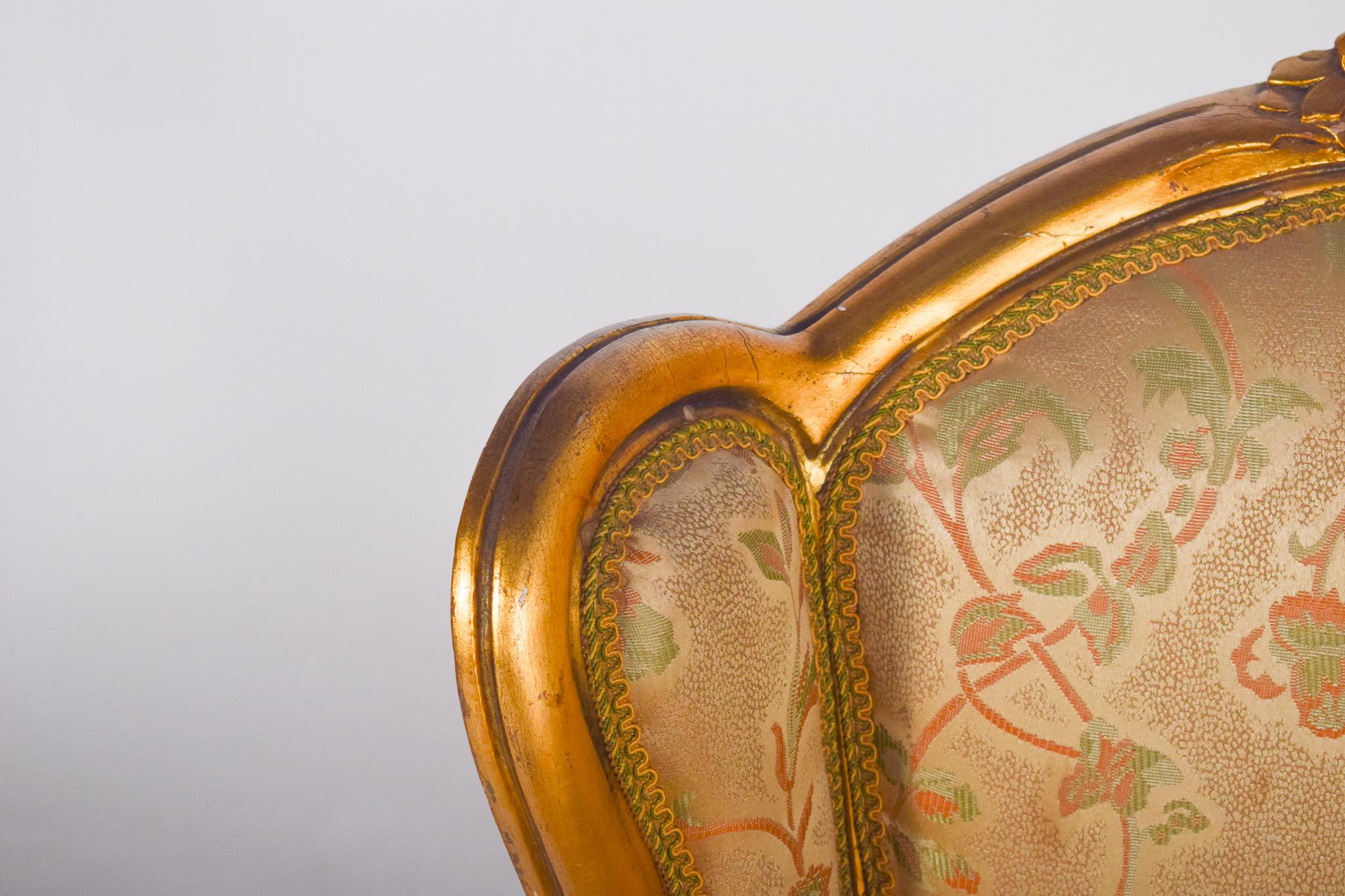 Louis XV Stil Sessel in Gold lackiert im Angebot 4