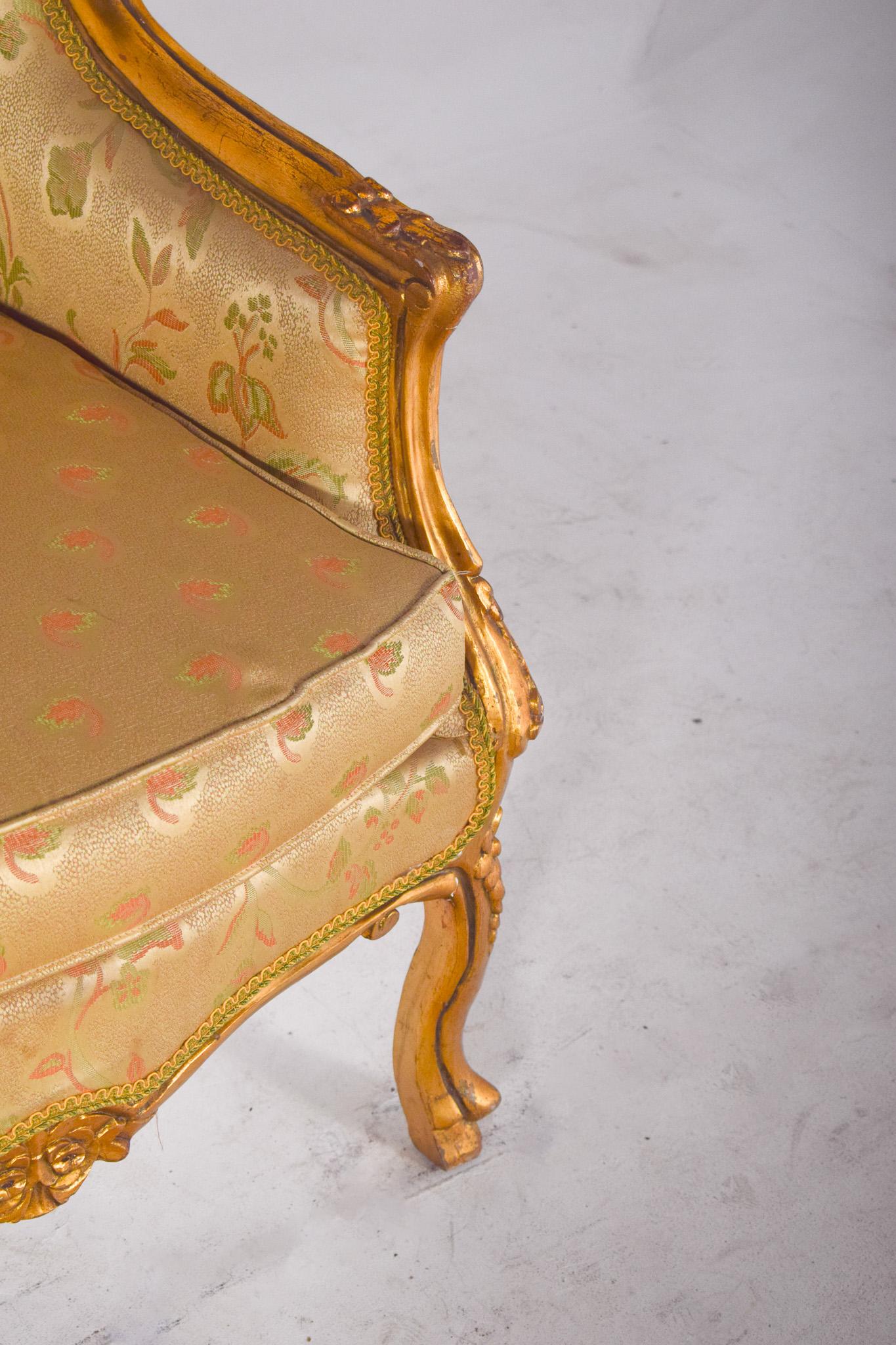 Louis XV Stil Sessel in Gold lackiert im Angebot 5