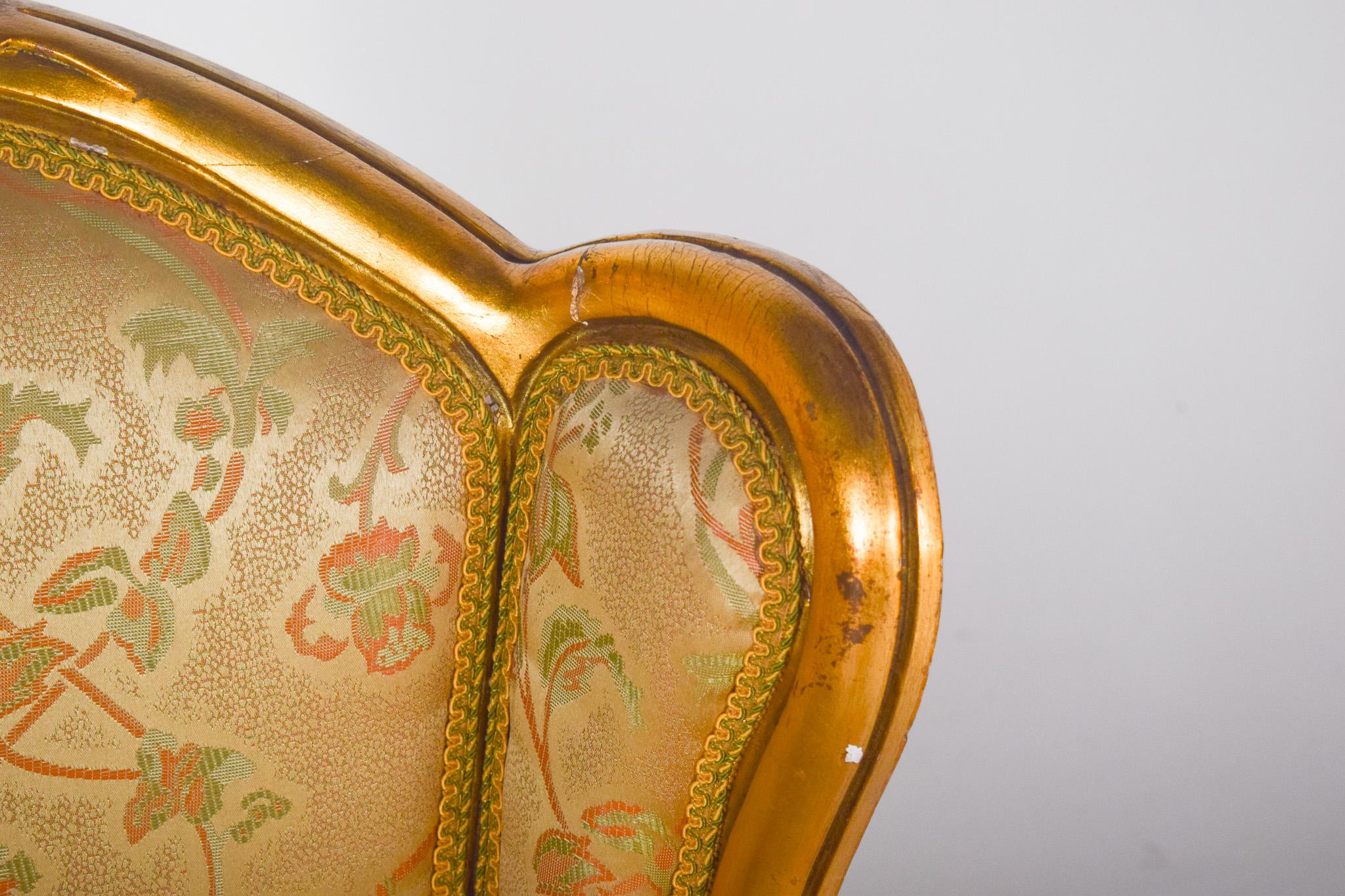 Louis XV Stil Sessel in Gold lackiert im Angebot 1
