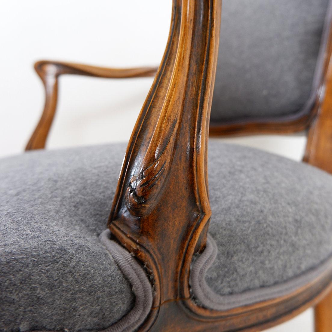 Fauteuil de style Louis XV - tissu gris souris Bon état - En vente à Linkebeek, BE
