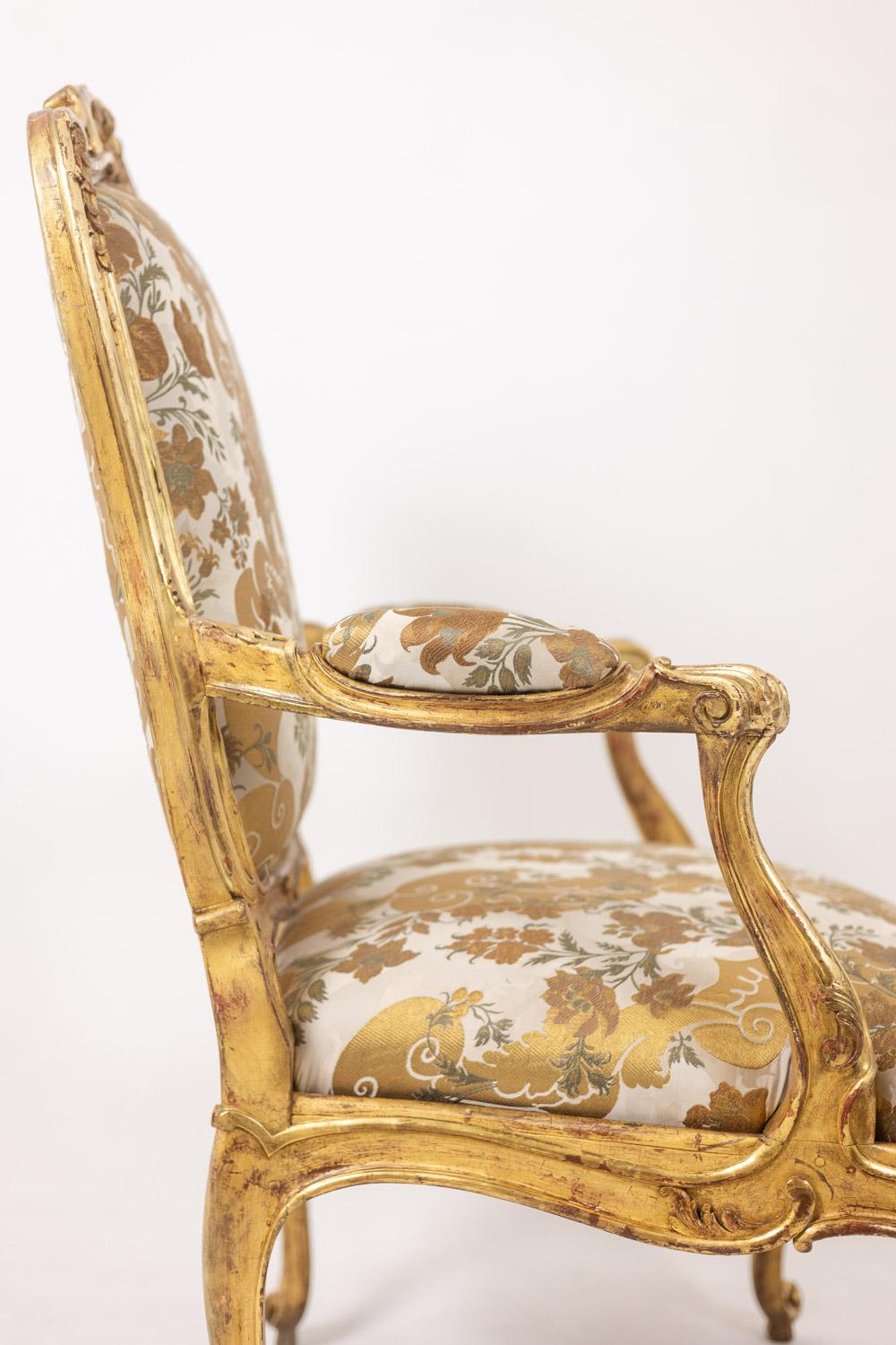 Fauteuil de style Louis XV, avec son dossier de style reine. Période 1900-1950. en vente 5