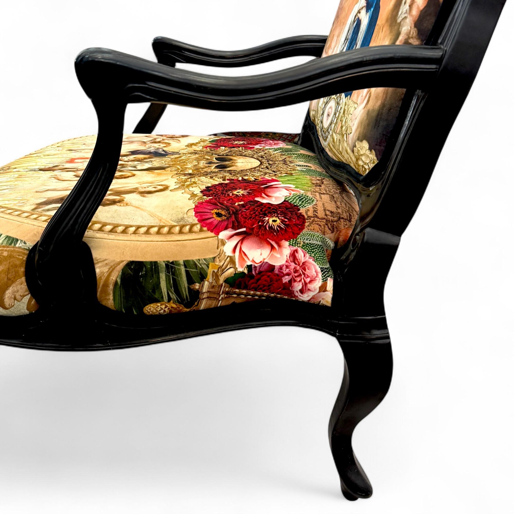 Fauteuil de style Louis XV avec tapisserie à iconographie surréaliste en vente 10