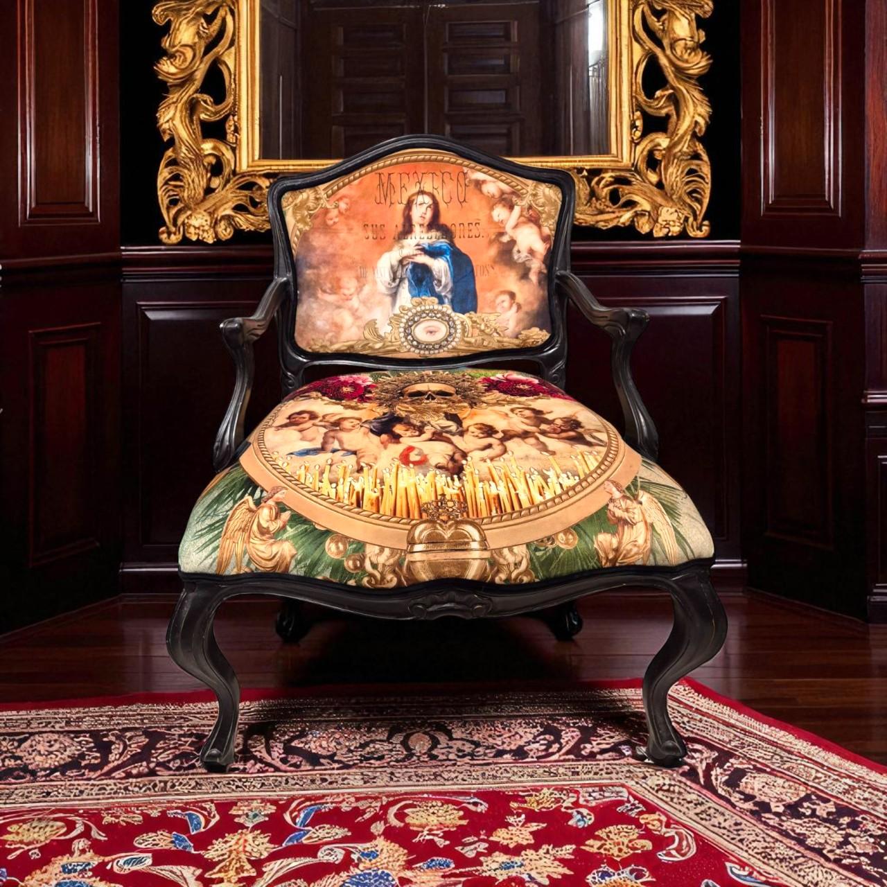 Français Fauteuil de style Louis XV avec tapisserie à iconographie surréaliste en vente