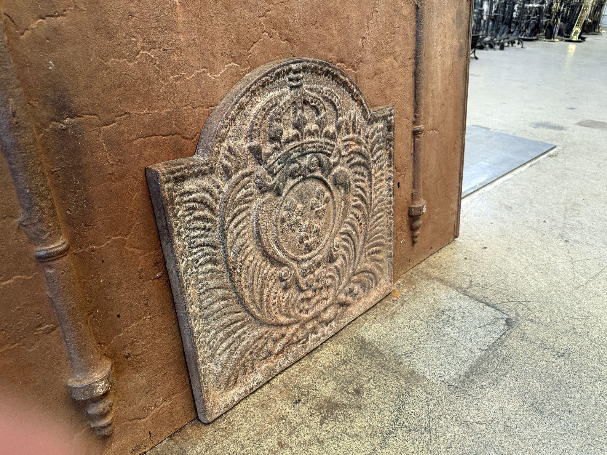 Louis XV Style 'Arms of France' Fireback / Backsplash For Sale 2