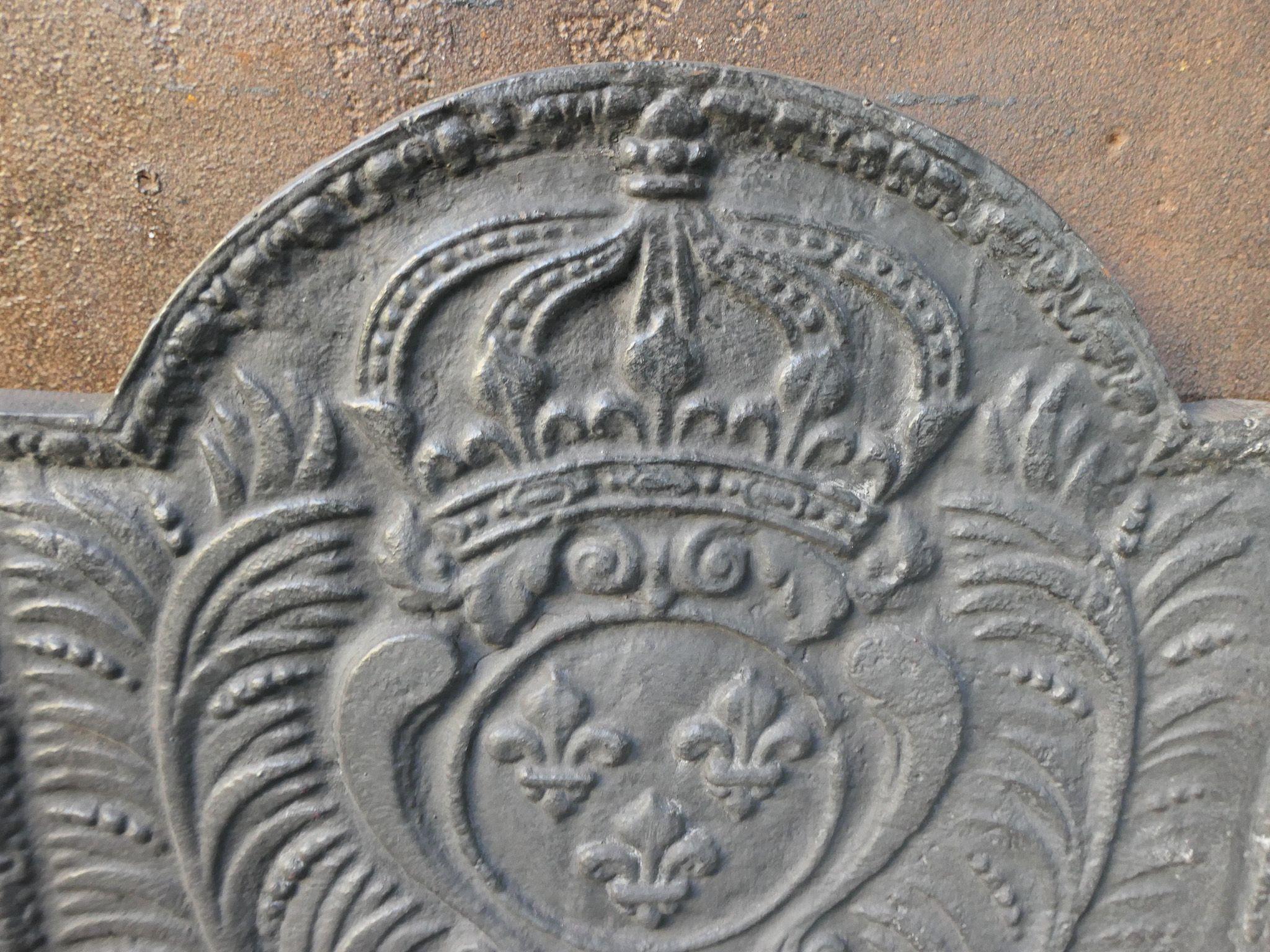 20ième siècle Plaque de cheminée / crédence arrière Arms of France de style Louis XV en vente