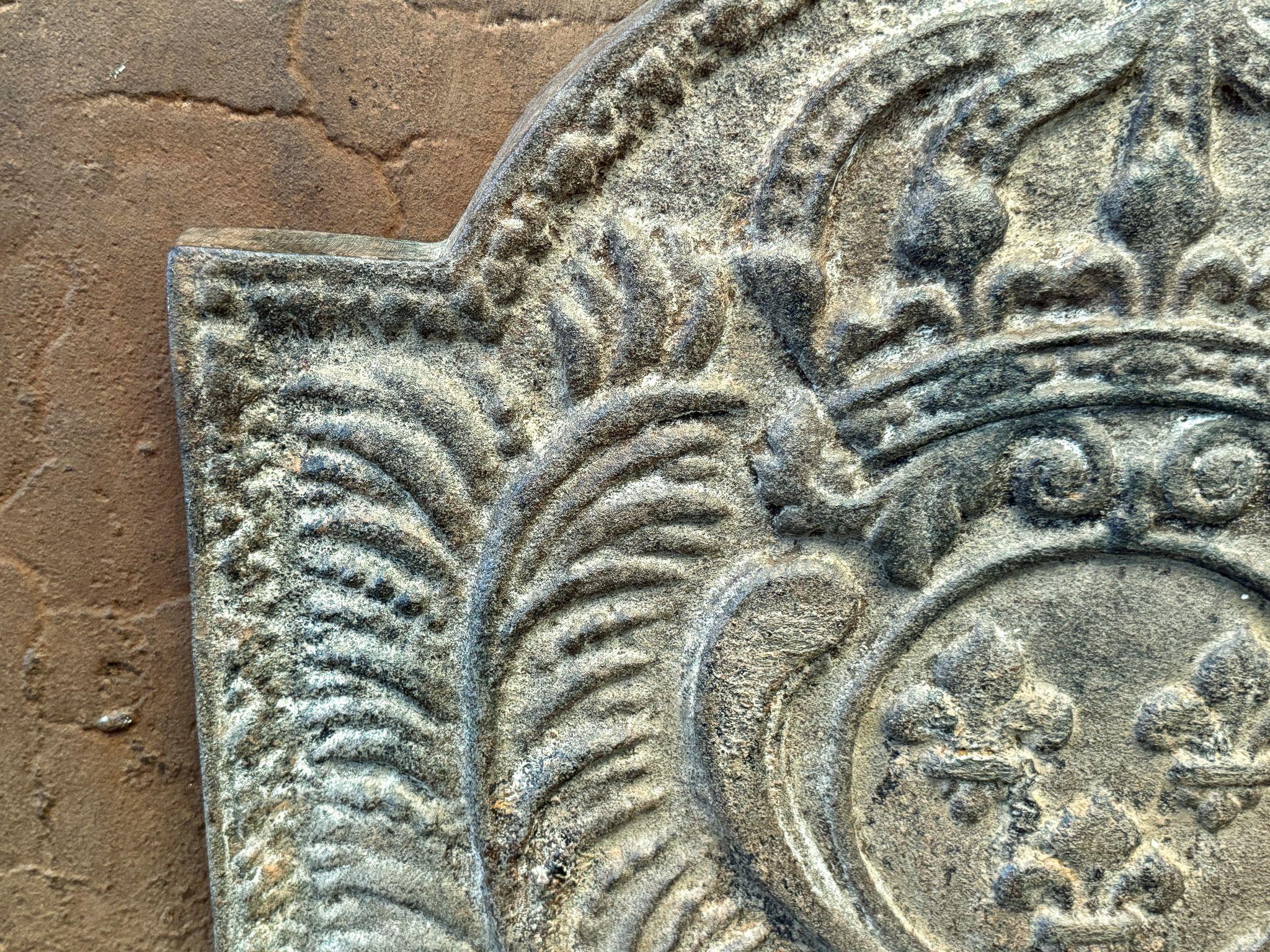 Louis XV Style 'Arms of France' Fireback / Backsplash For Sale 1