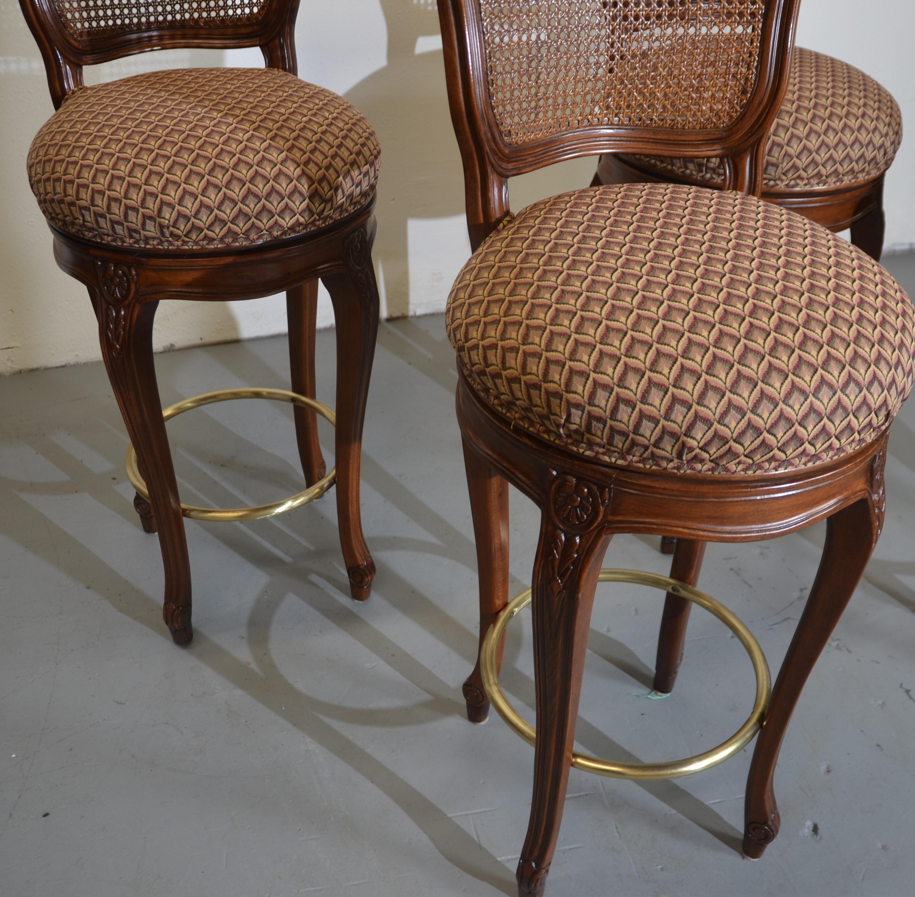Louis XV Style Bar Stool Set of 4 In Good Condition In Pomona, CA