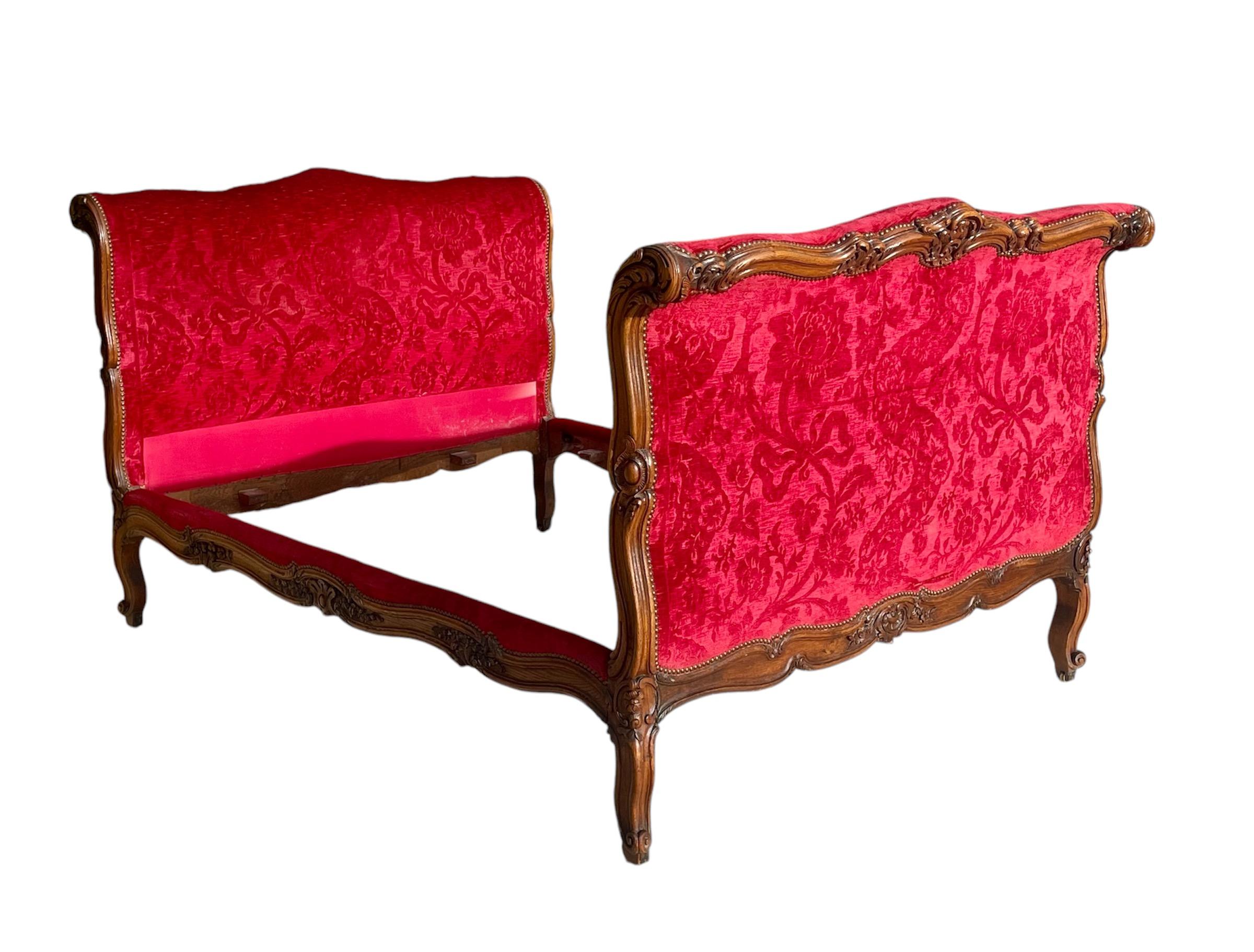 Français Lit de style Louis XV en vente