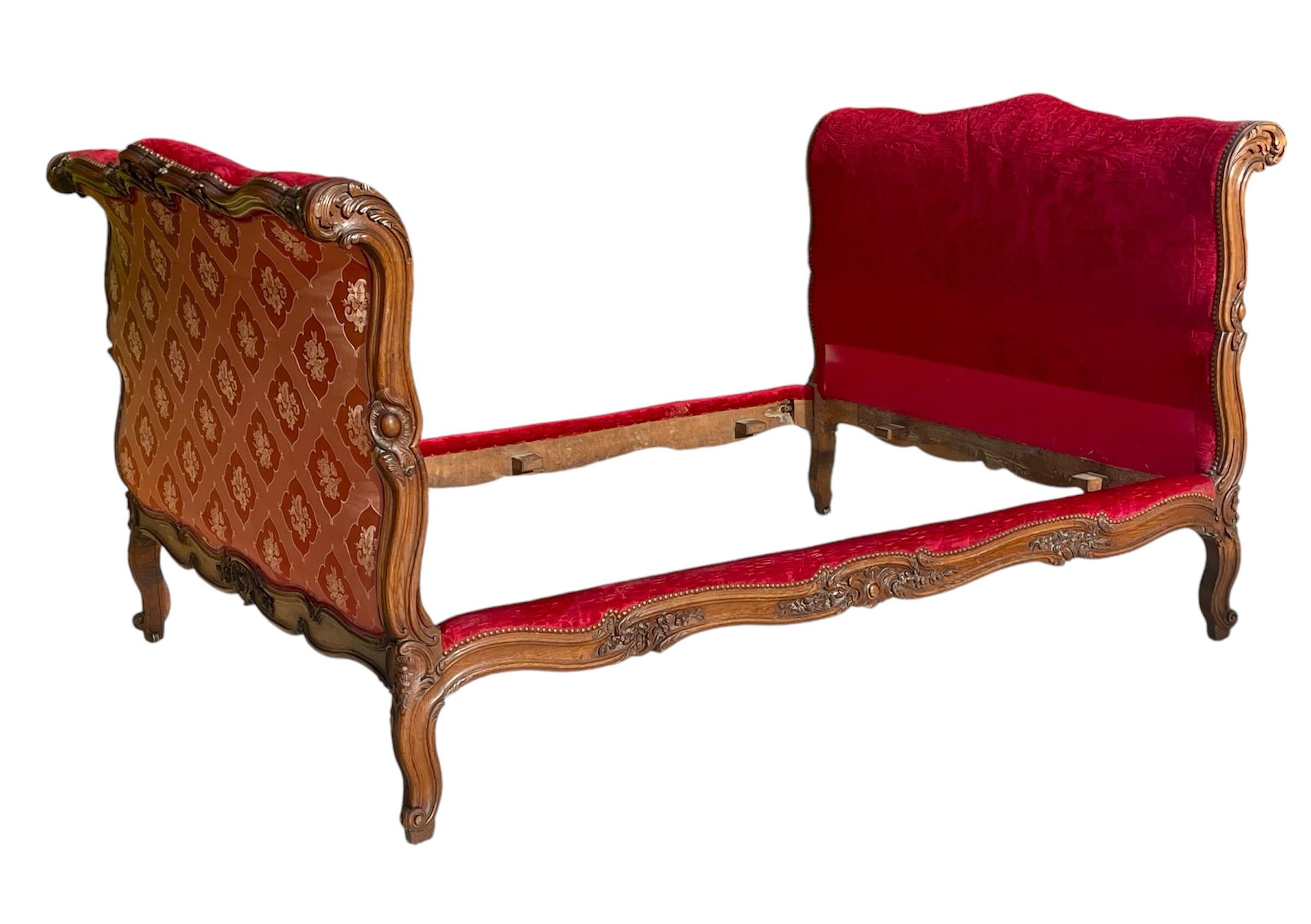 Lit de style Louis XV Bon état - En vente à Beaune, FR