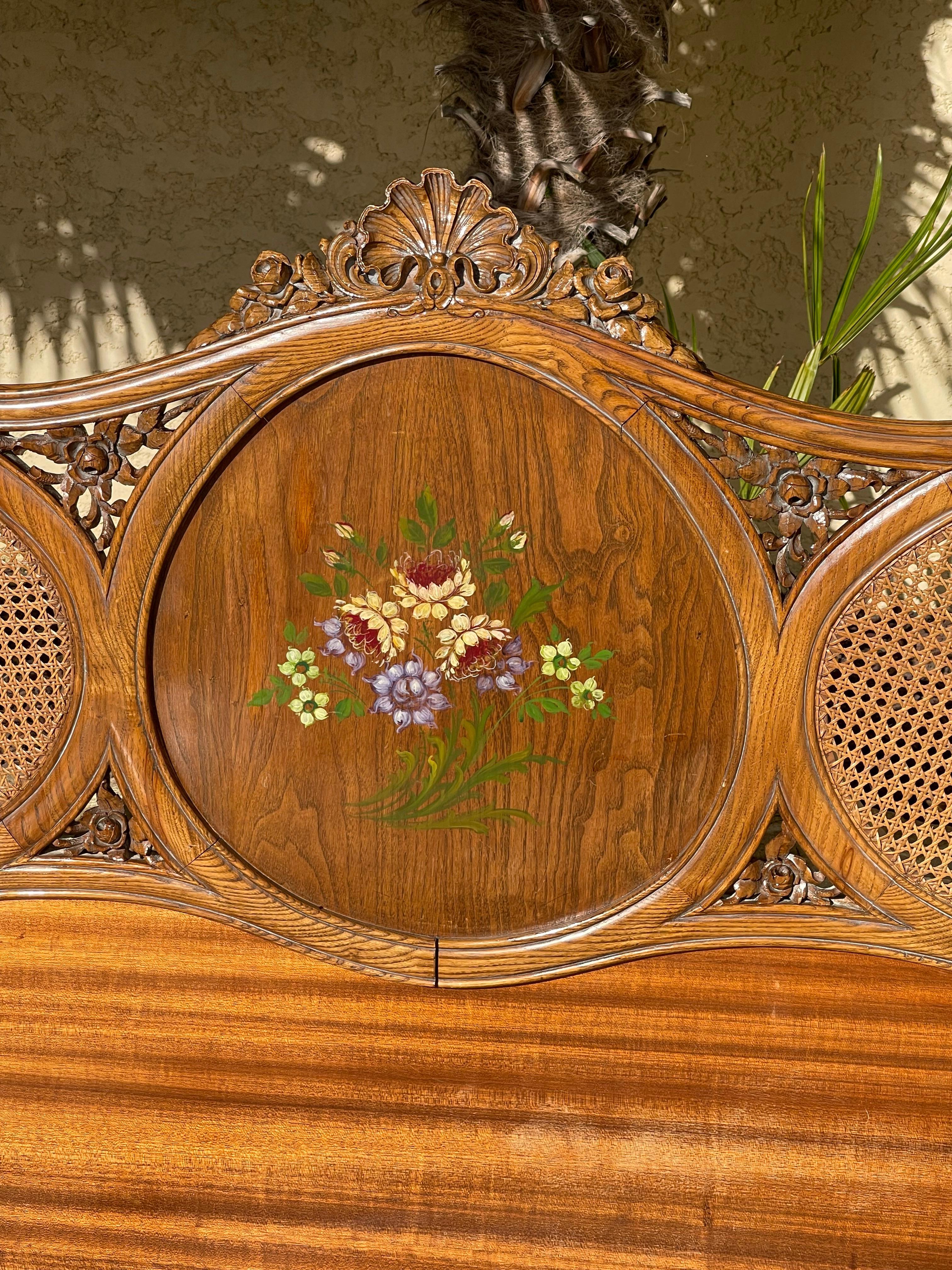 20ième siècle Lit de style Louis XV en vente