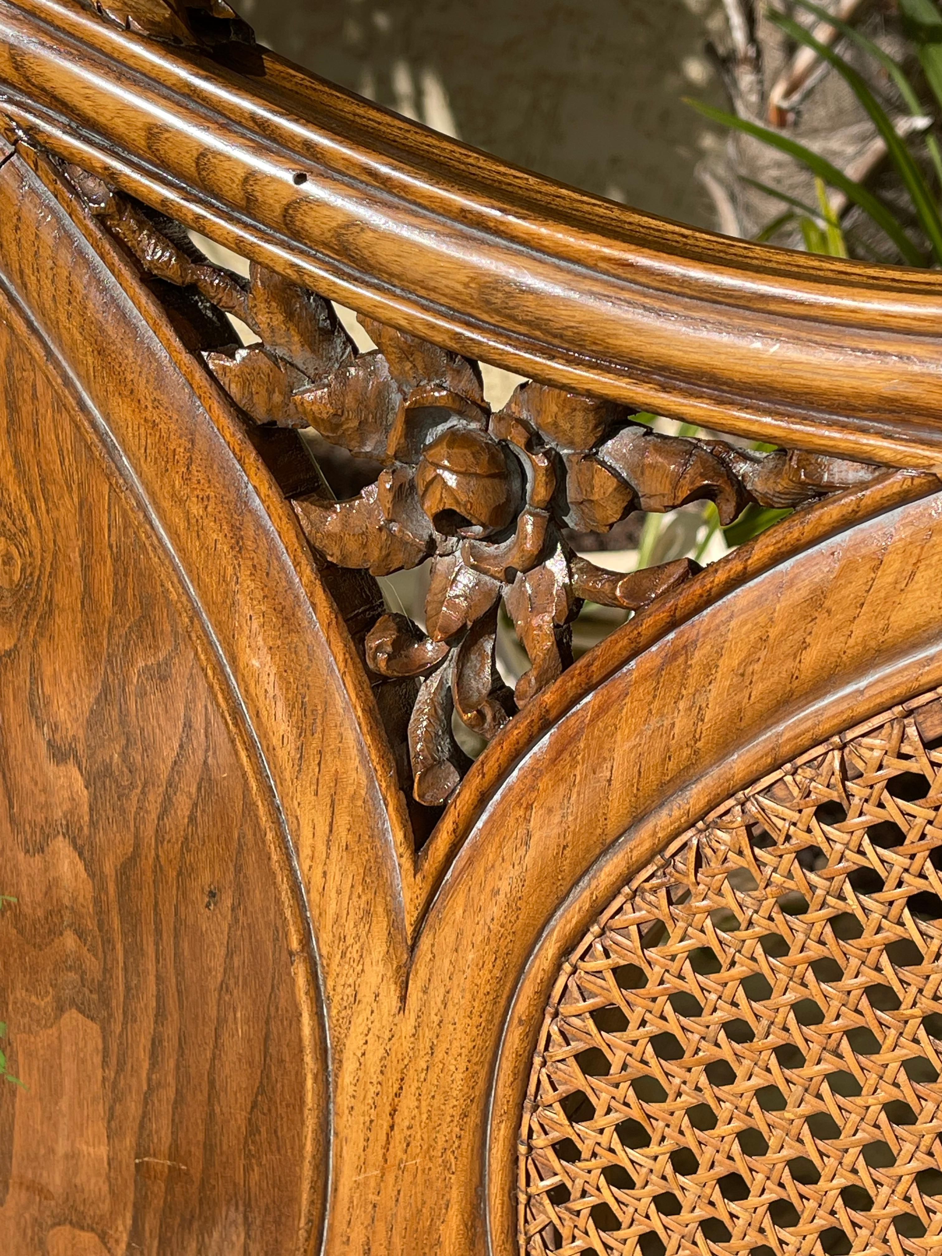 Lit de style Louis XV en vente 2