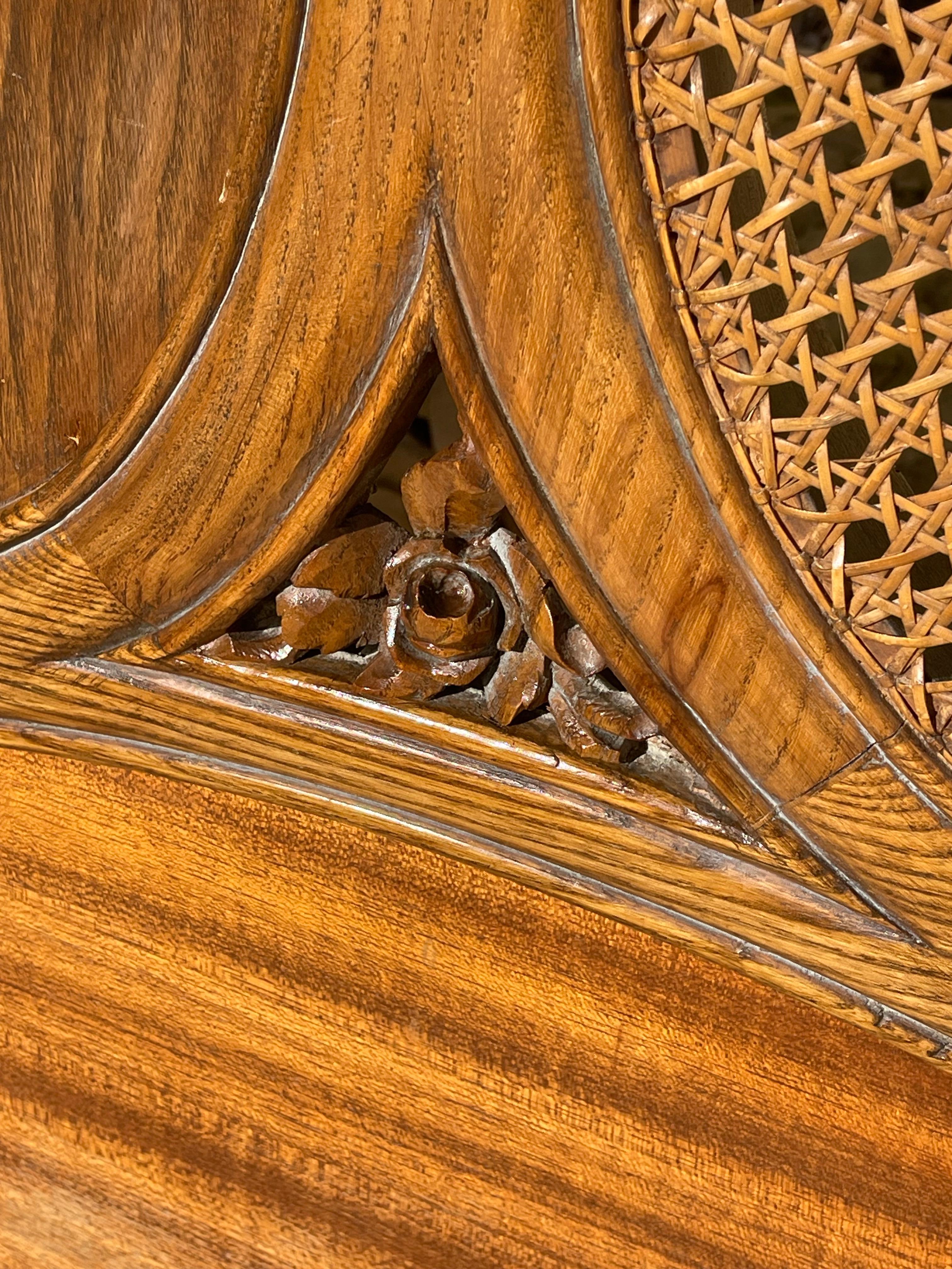 Lit de style Louis XV en vente 3