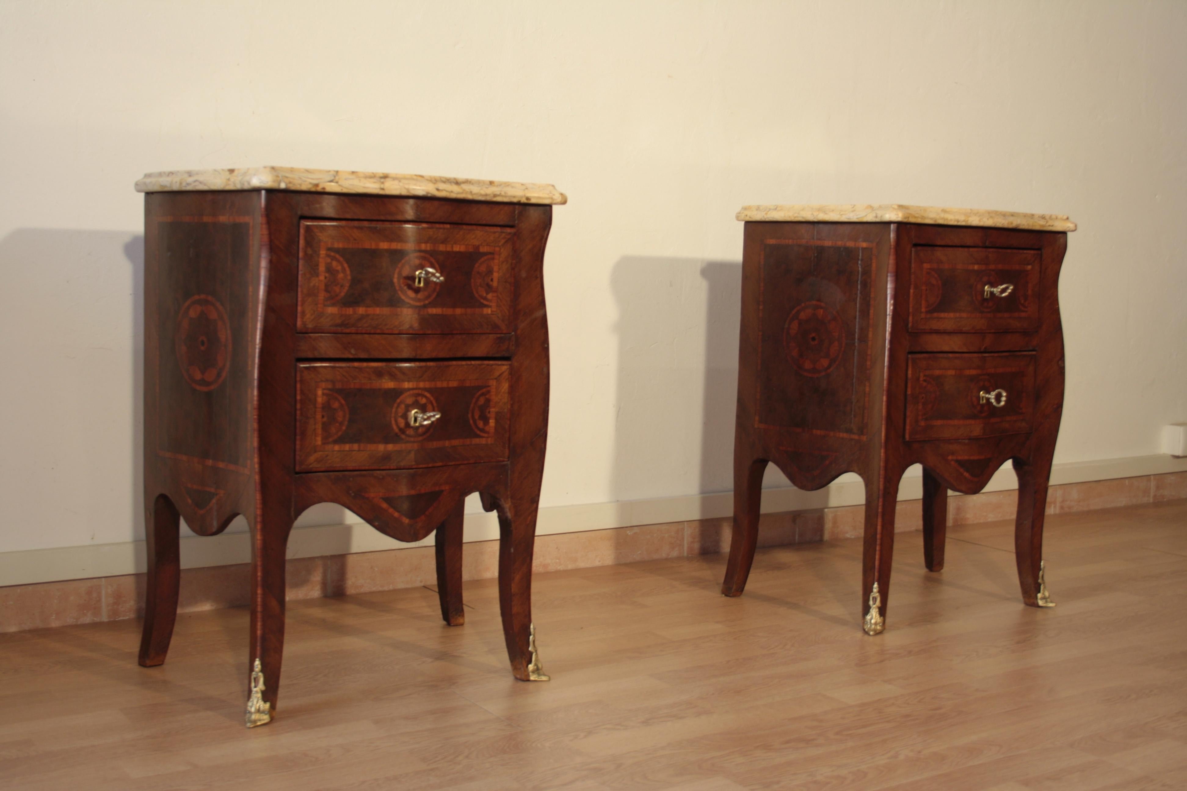 Louis XV Style Bedside Tables, 1920s Set of 2 Classical Walnut Oak Various Woods For Sale 1