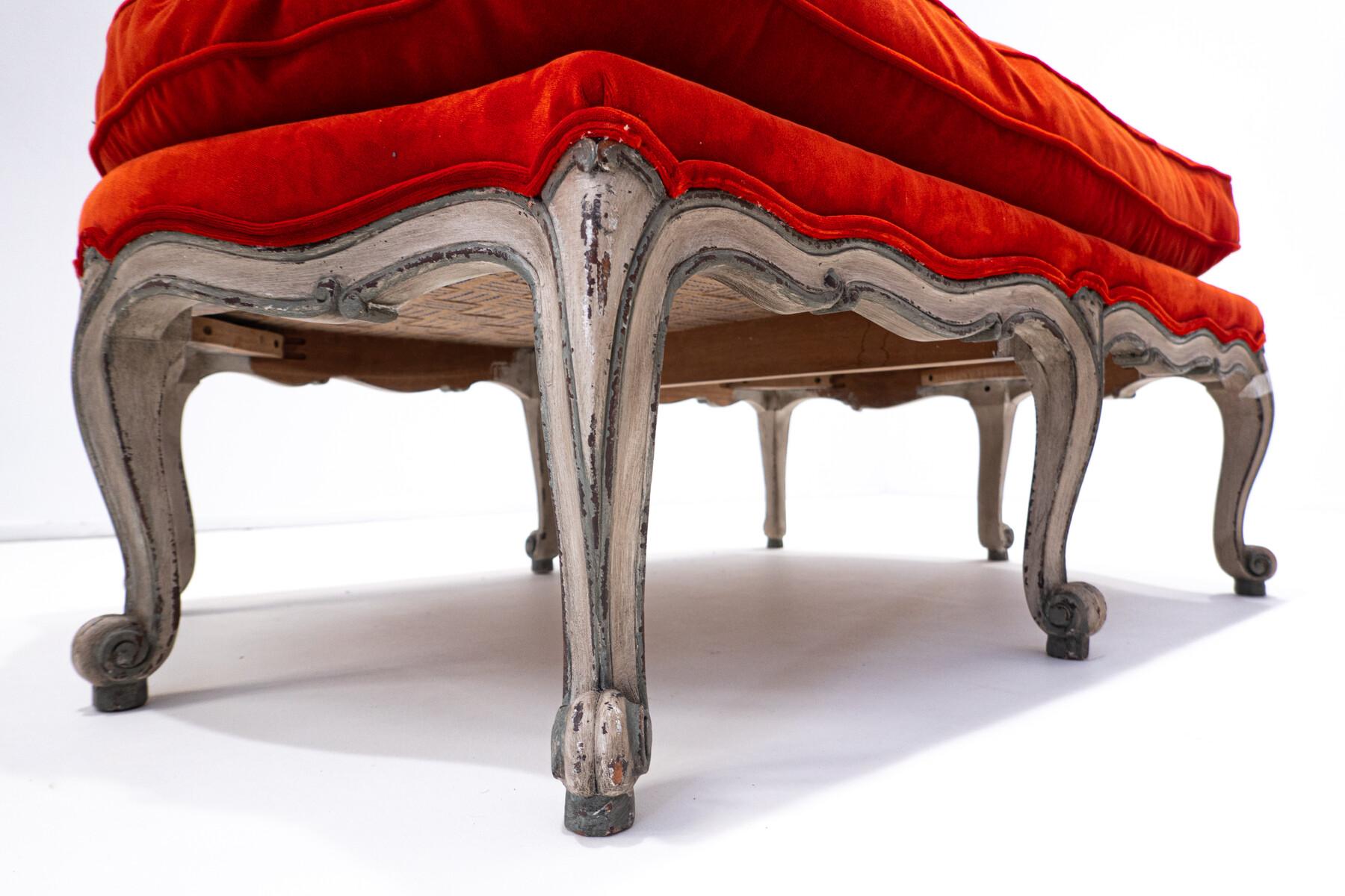 Belge Banc de style Louis XV, velours rouge, Belgique en vente