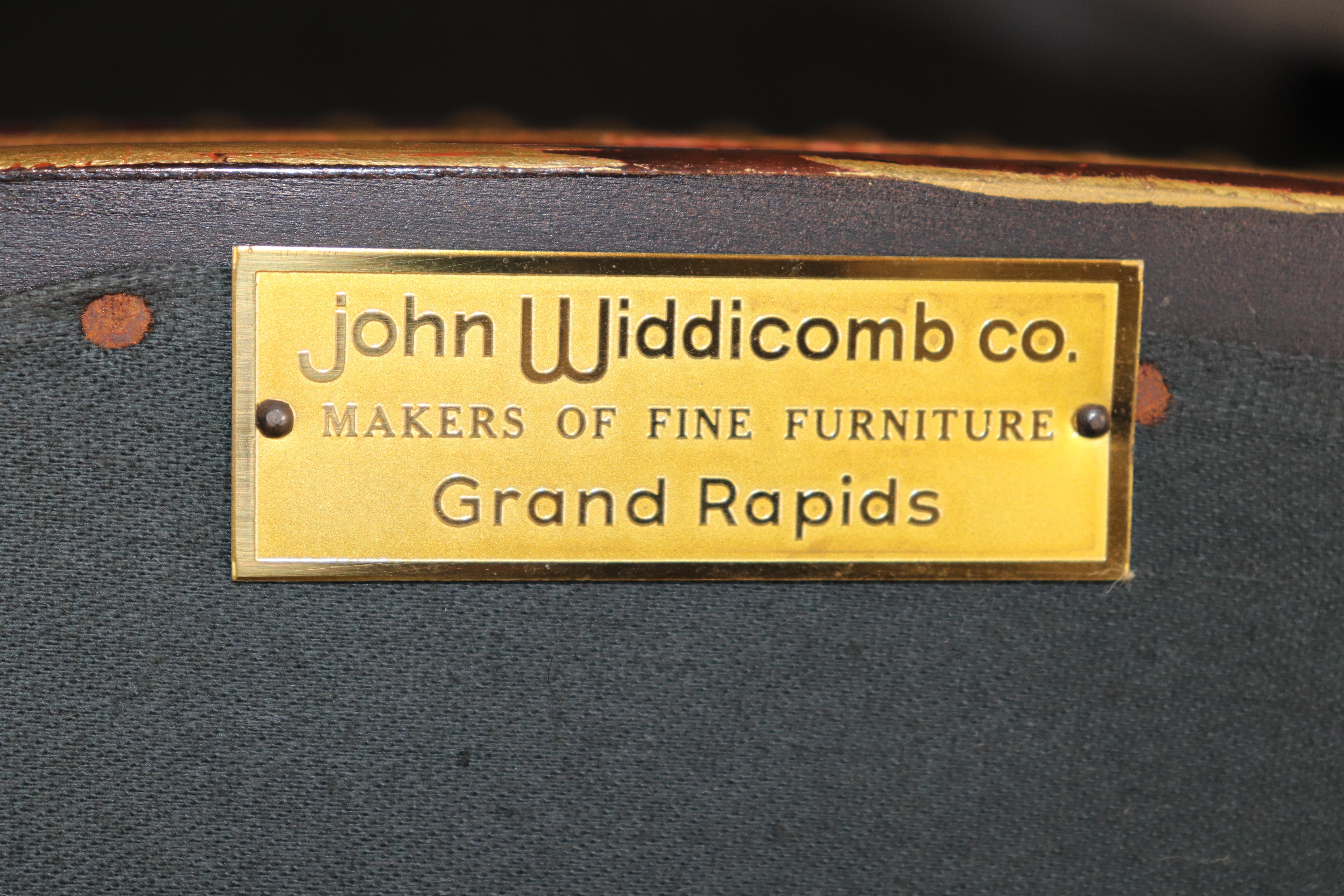 Fauteuil de style Louis XV à dossier de canne noir ébonisé et doré par John Widdicomb en vente 7
