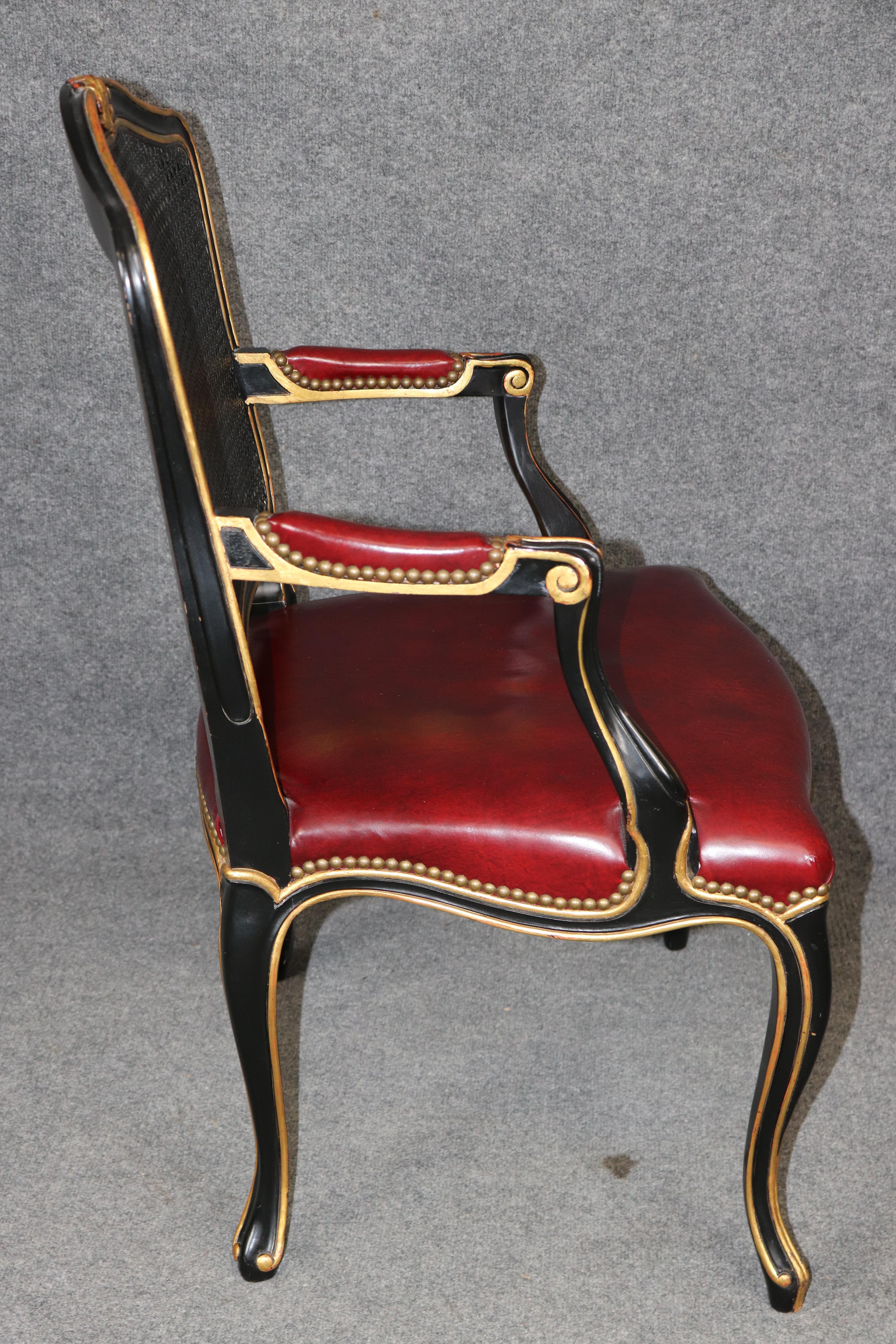 20ième siècle Fauteuil de style Louis XV à dossier de canne noir ébonisé et doré par John Widdicomb en vente