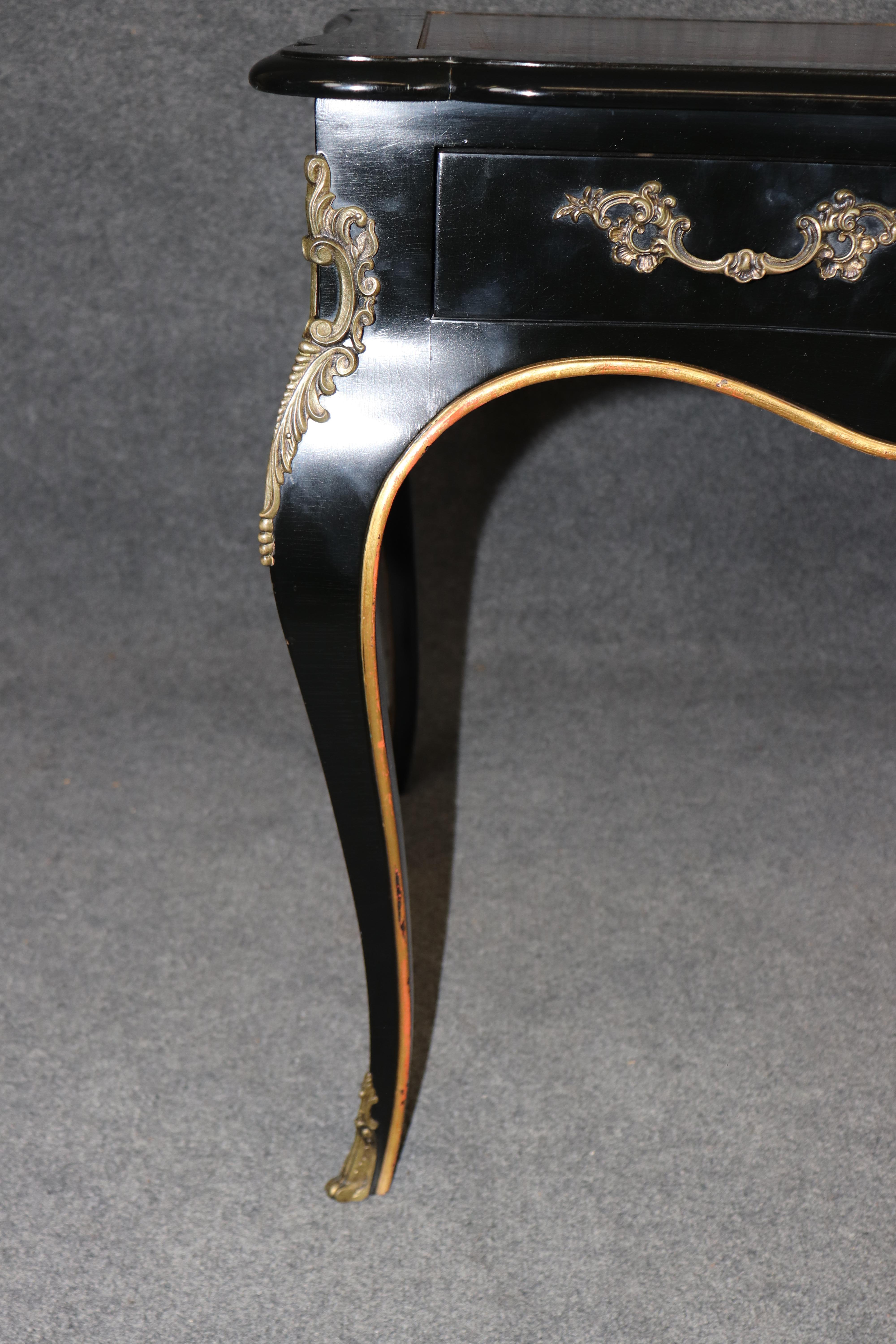 Schreibtisch im Louis-XV-Stil aus schwarzem, ebonisiertem Messing mit Lederplatte von John Widdicomb im Angebot 4