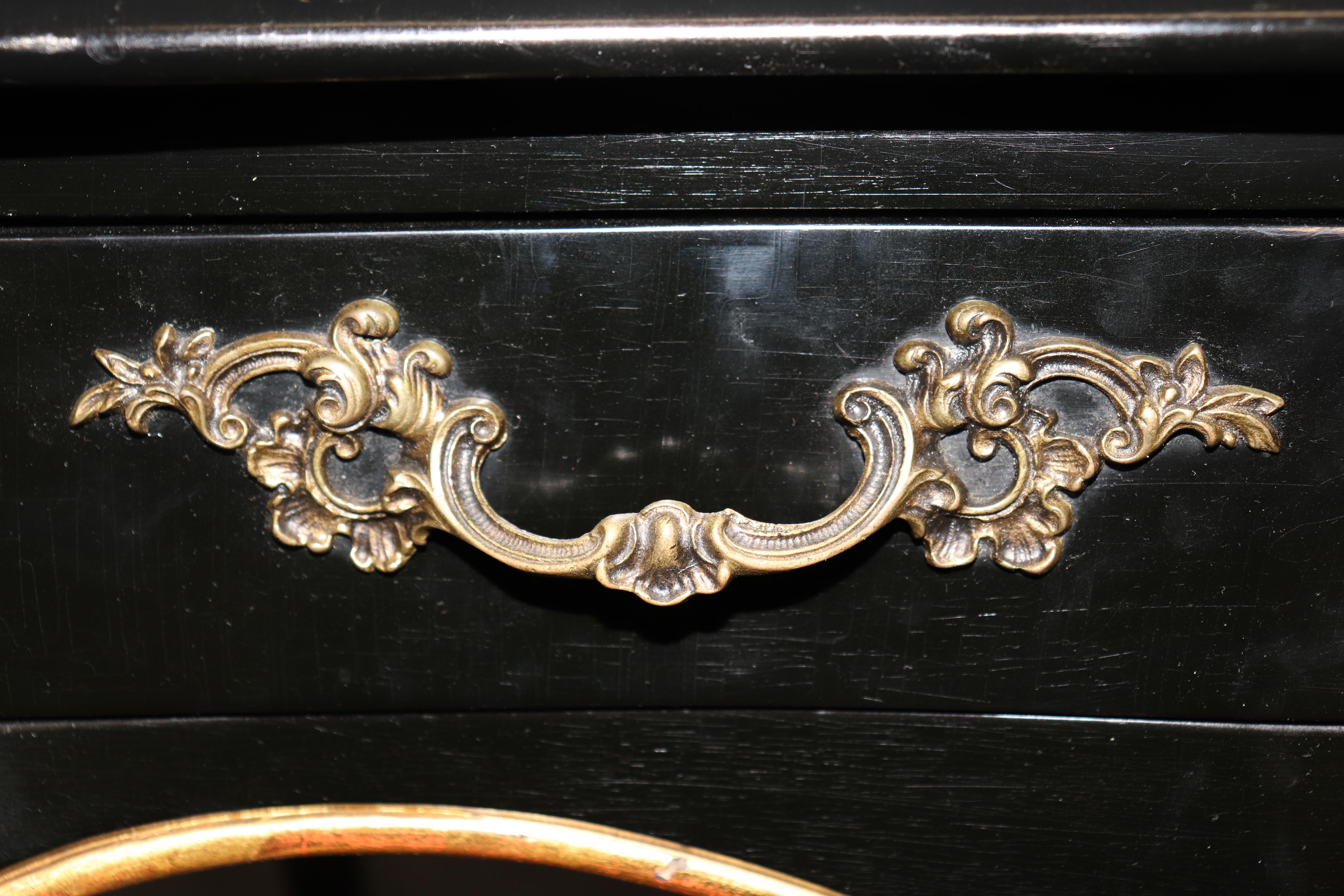 Schreibtisch im Louis-XV-Stil aus schwarzem, ebonisiertem Messing mit Lederplatte von John Widdicomb im Angebot 7