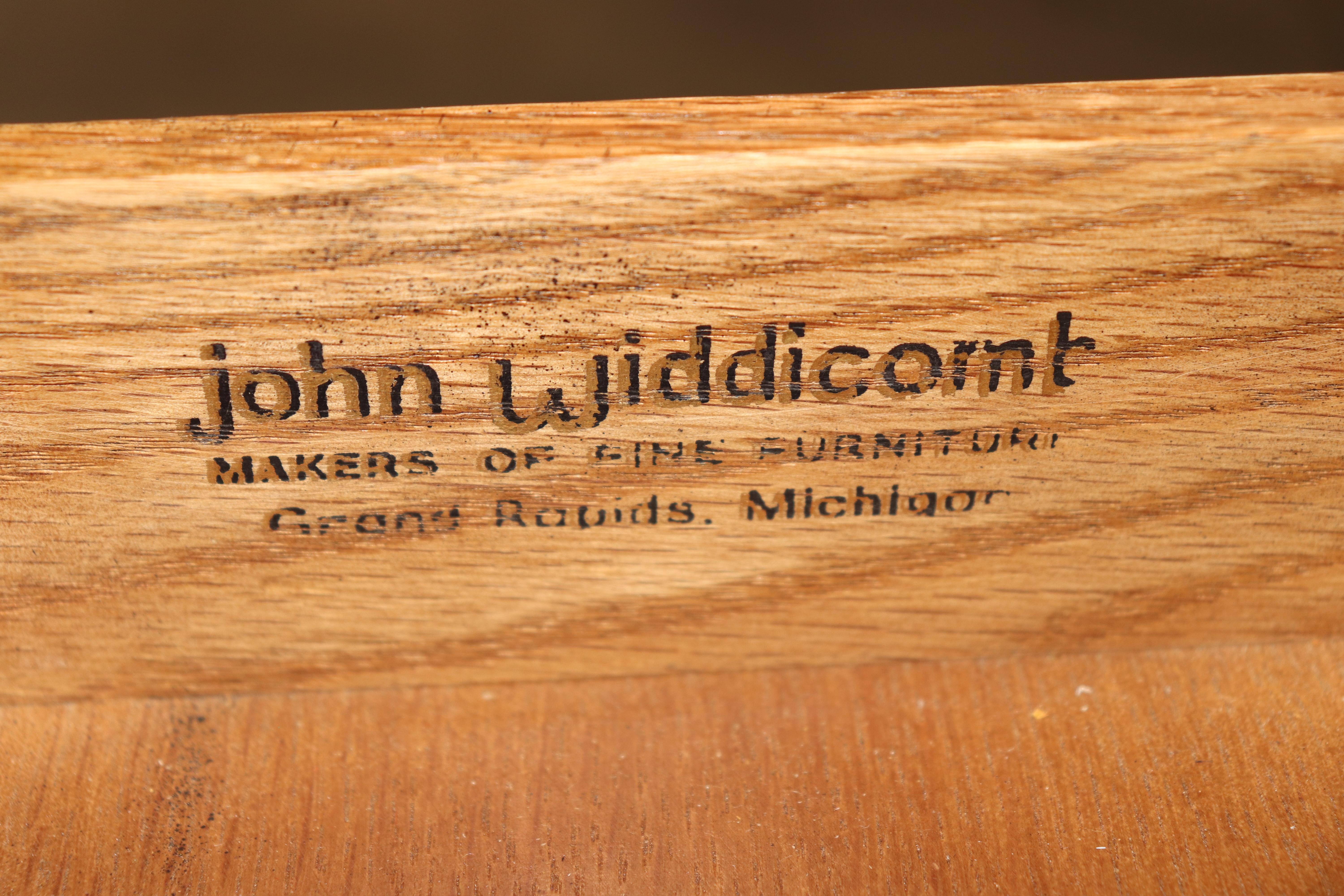 Schreibtisch im Louis-XV-Stil aus schwarzem, ebonisiertem Messing mit Lederplatte von John Widdicomb im Angebot 10