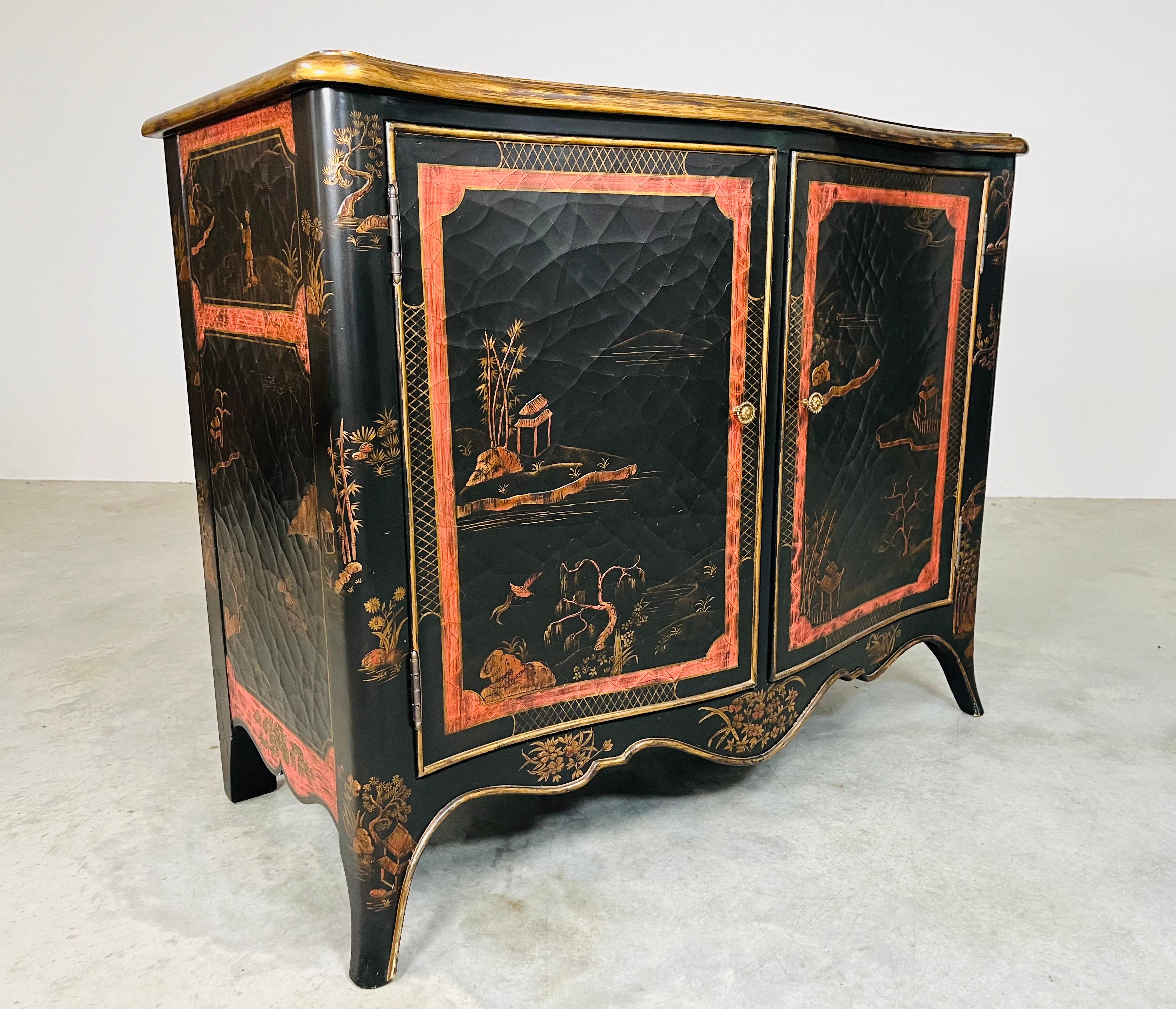 Louis XV Style Black & Gold Chinoiserie Buffet Chest By Maitland Smith In Excellent Condition In Southampton, NJ