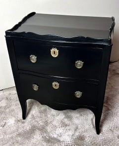 Louis XV Style Black Lacquered Walnut Chest Of Drawers With Bronze Decorations