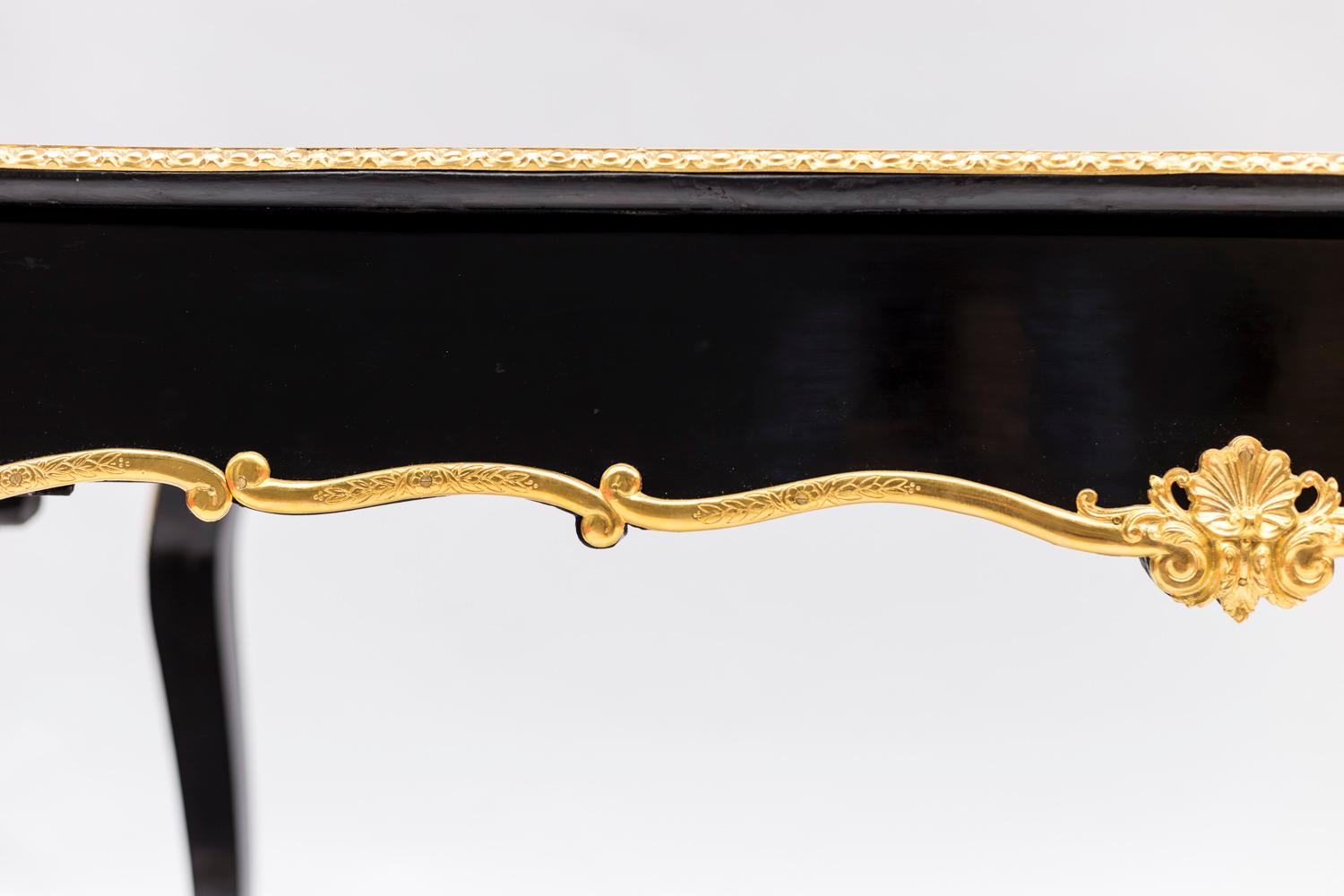 Louis XV Style Black Lacquered Writing Desk, circa 1880 In Good Condition In Saint-Ouen, FR