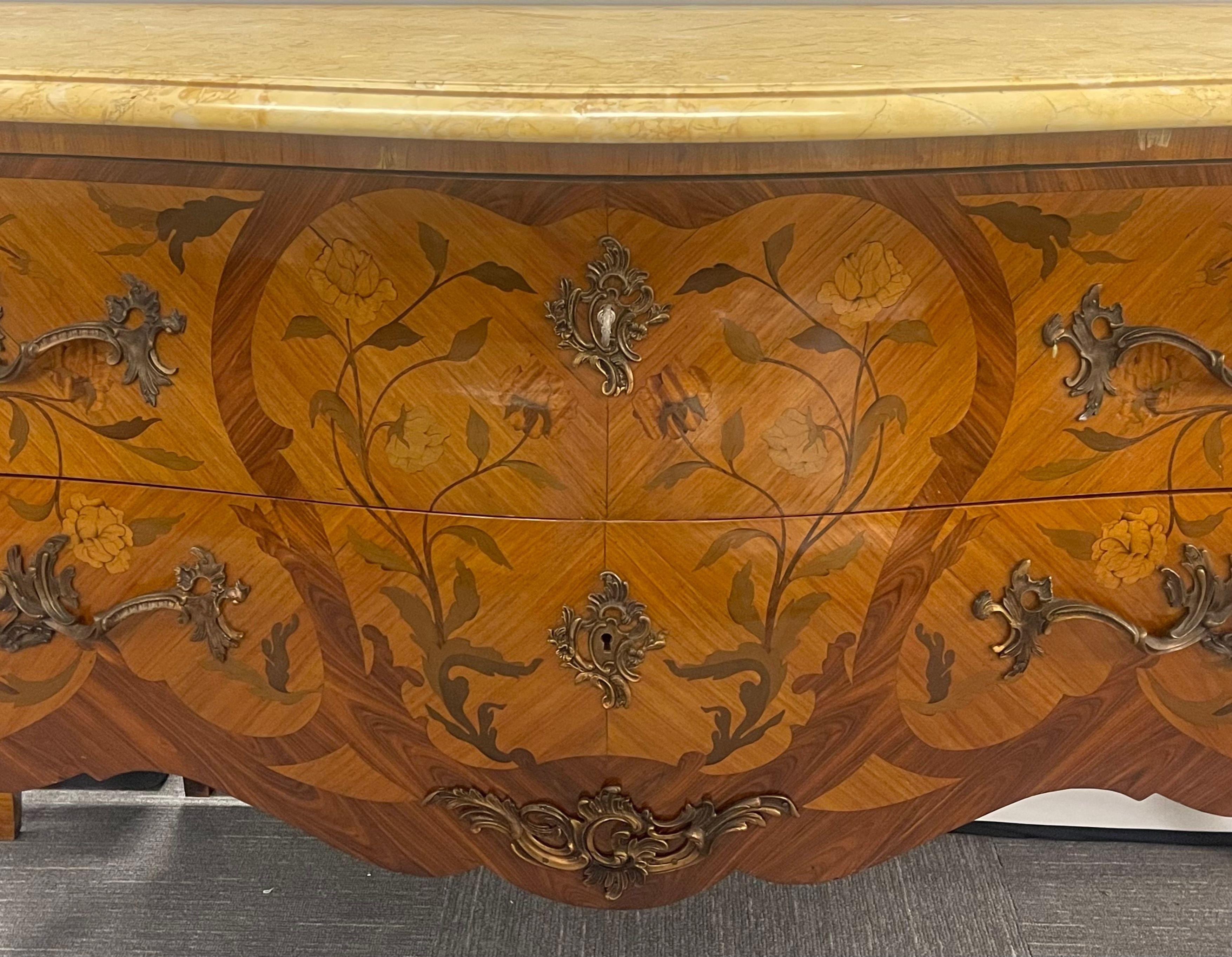Louis XV Style Bombe Inlaid Commode, Chest or Dresser In Good Condition In Manhasset, NY