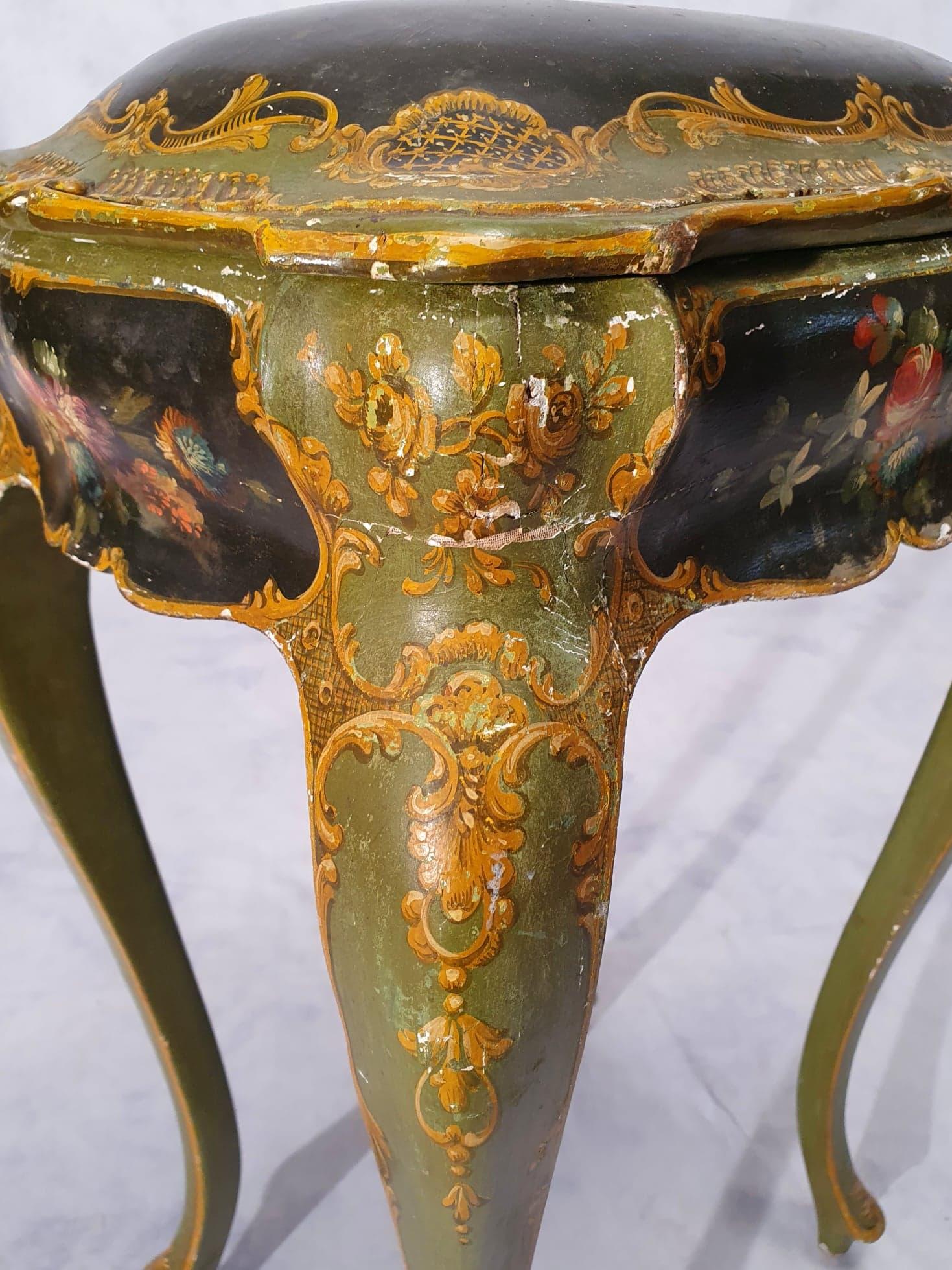Louis XV Style Box Table, Venetian, Painted Wood, 19th For Sale 4