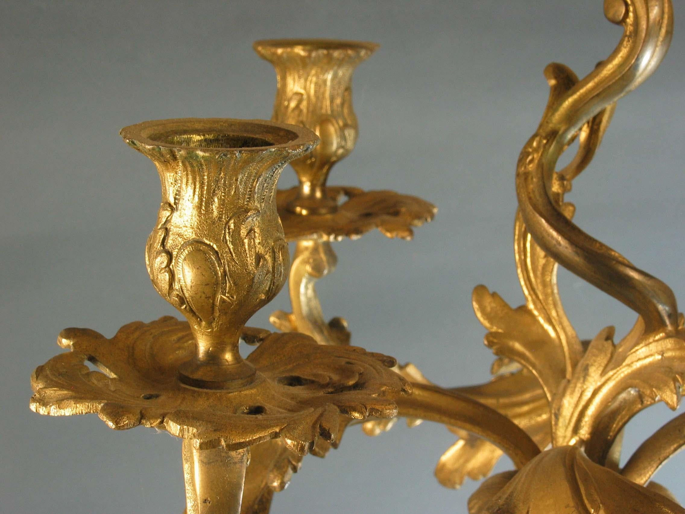Louis XV Style Bronze Five-Light Candelabra In Good Condition For Sale In Ottawa, Ontario