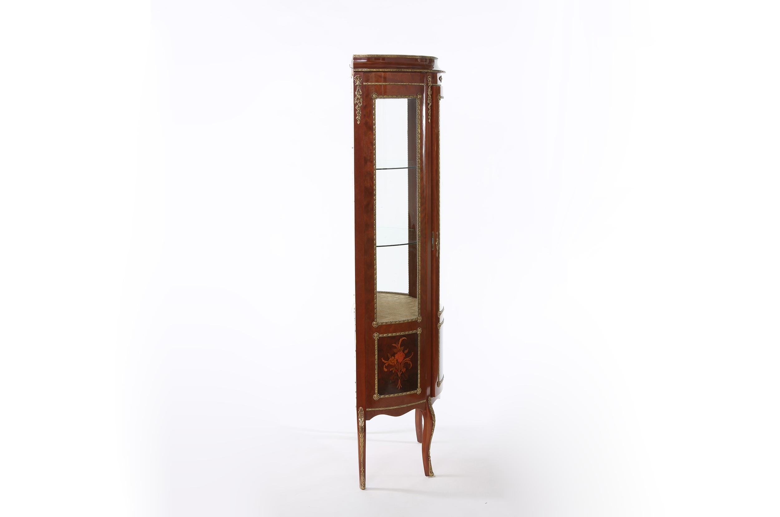 Louis XV Style Bronze Mounted Display Cabinet For Sale 3