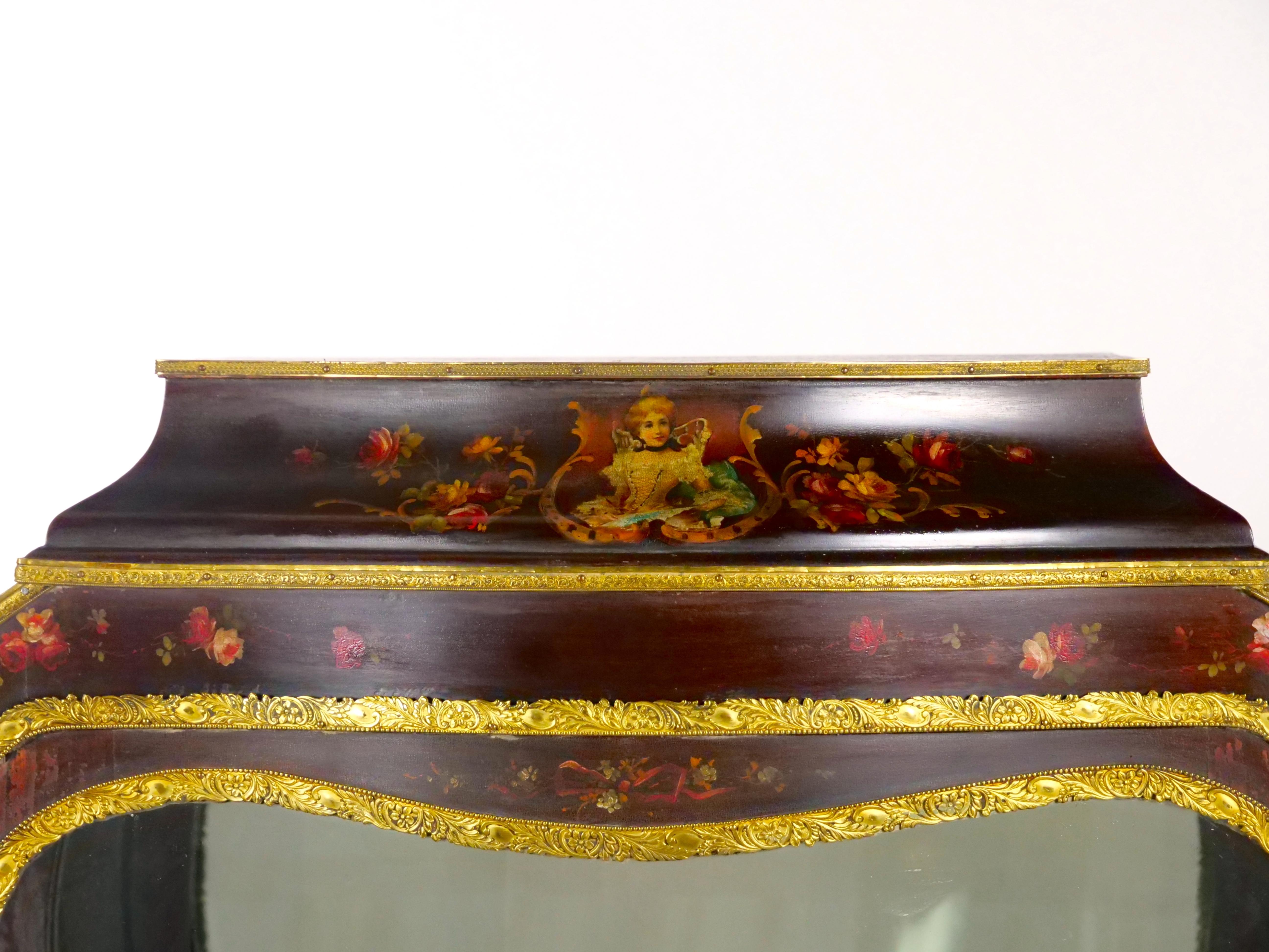 Louis XV Style Bronze Mounted Hand Painted / Decorated Curio Vitrine Cabinet For Sale 4