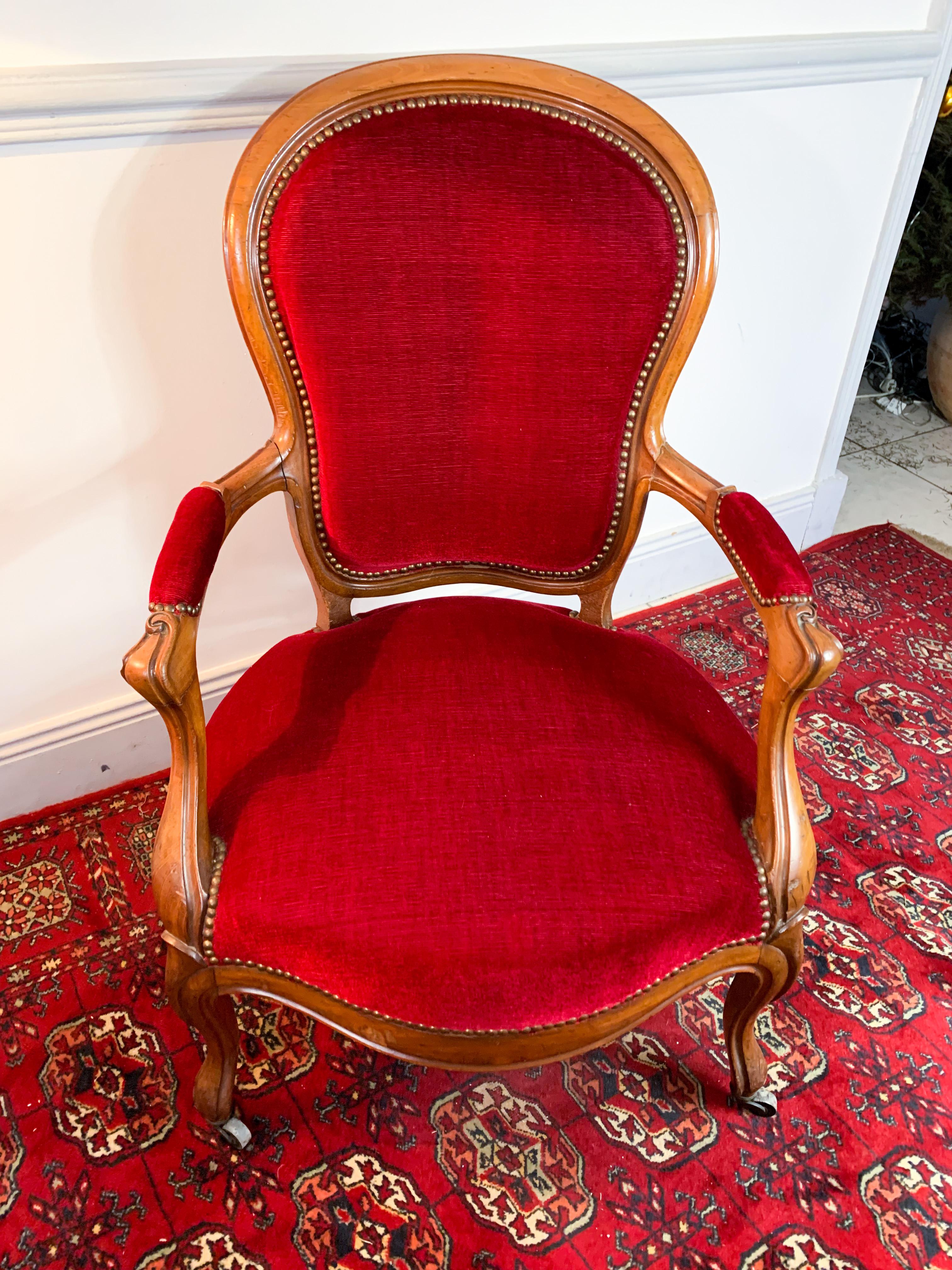 Louis XV Style Cabriolet Armchair, Circa 1850 For Sale 1