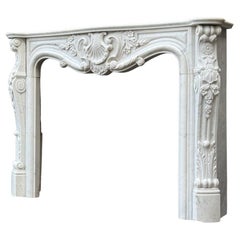 Louis XV-Stil Carrara-Marmor Kaminsims CIRCA 1980