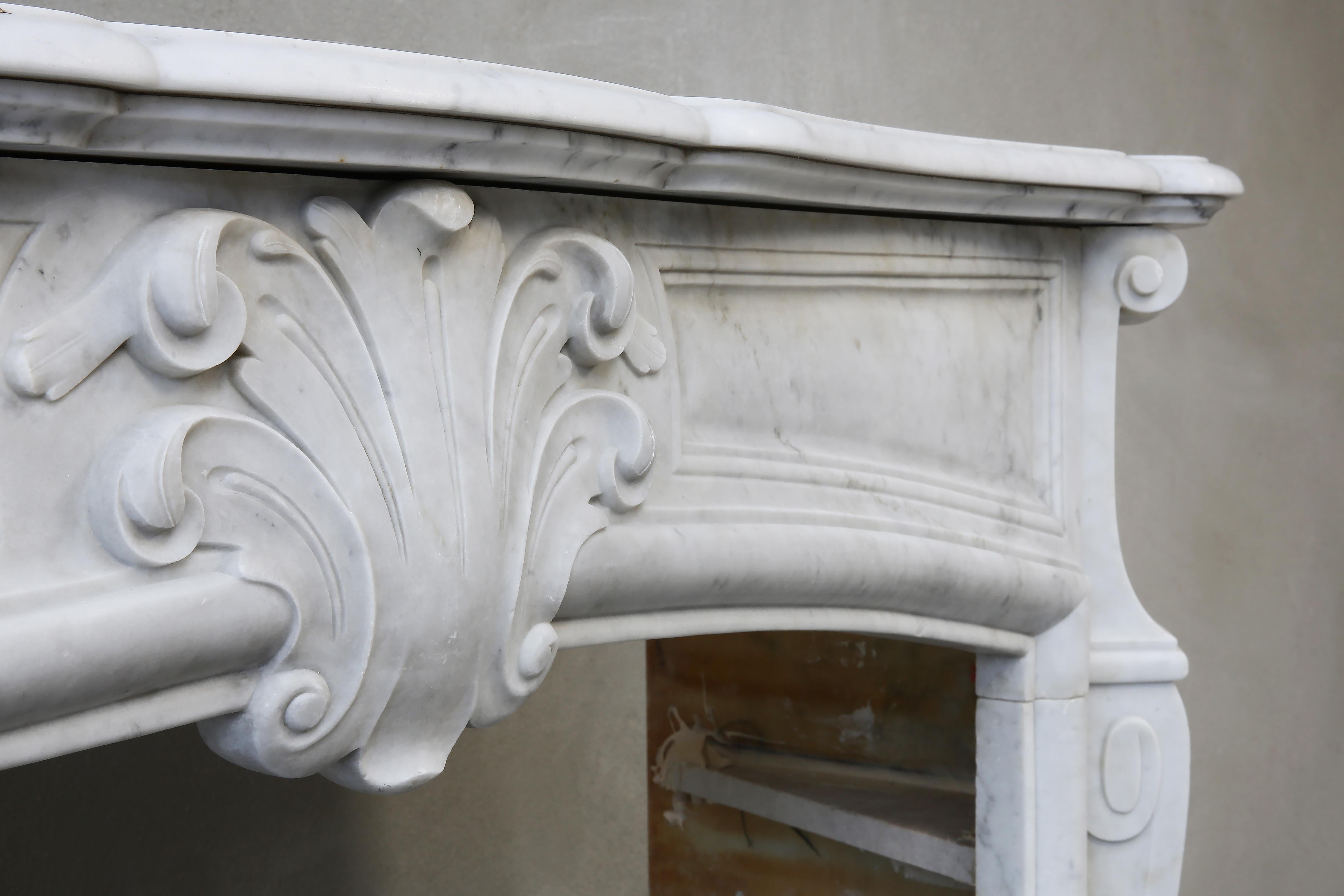 Louis XV Style Carrara Marble Mantel from the 19th Century 1