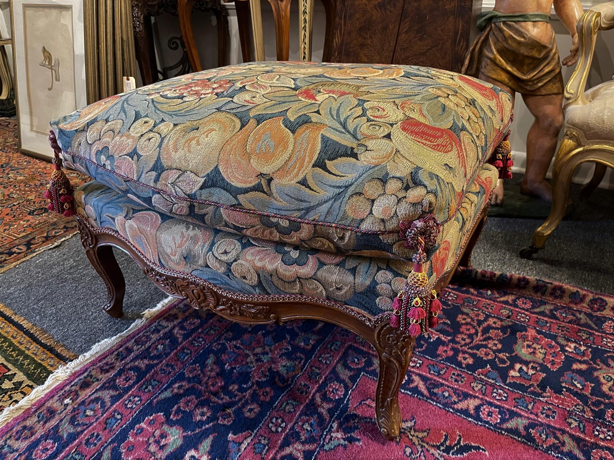 Louis XV style carved beech wood ottoman late 19th/early 20th century.