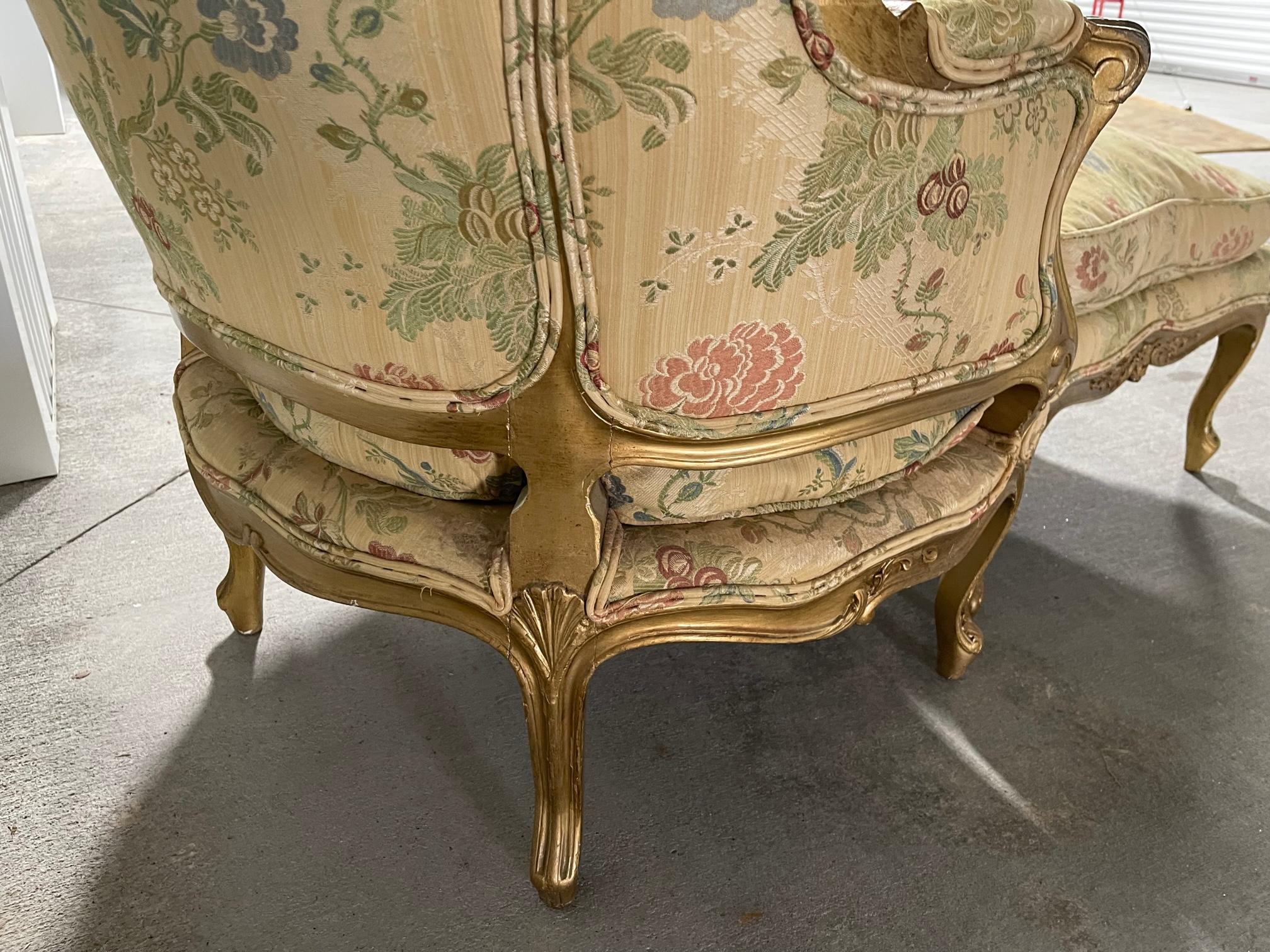 Louis XV Style Carved Giltwood Two-Part Duchesse Brisee, Late 19th Century For Sale 6