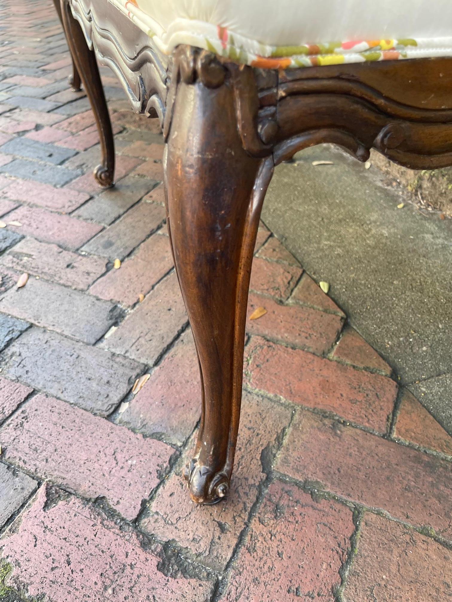 Louis XV Style Carved Mahogany Six Leg Bench, Early 20th Century In Good Condition In Savannah, GA