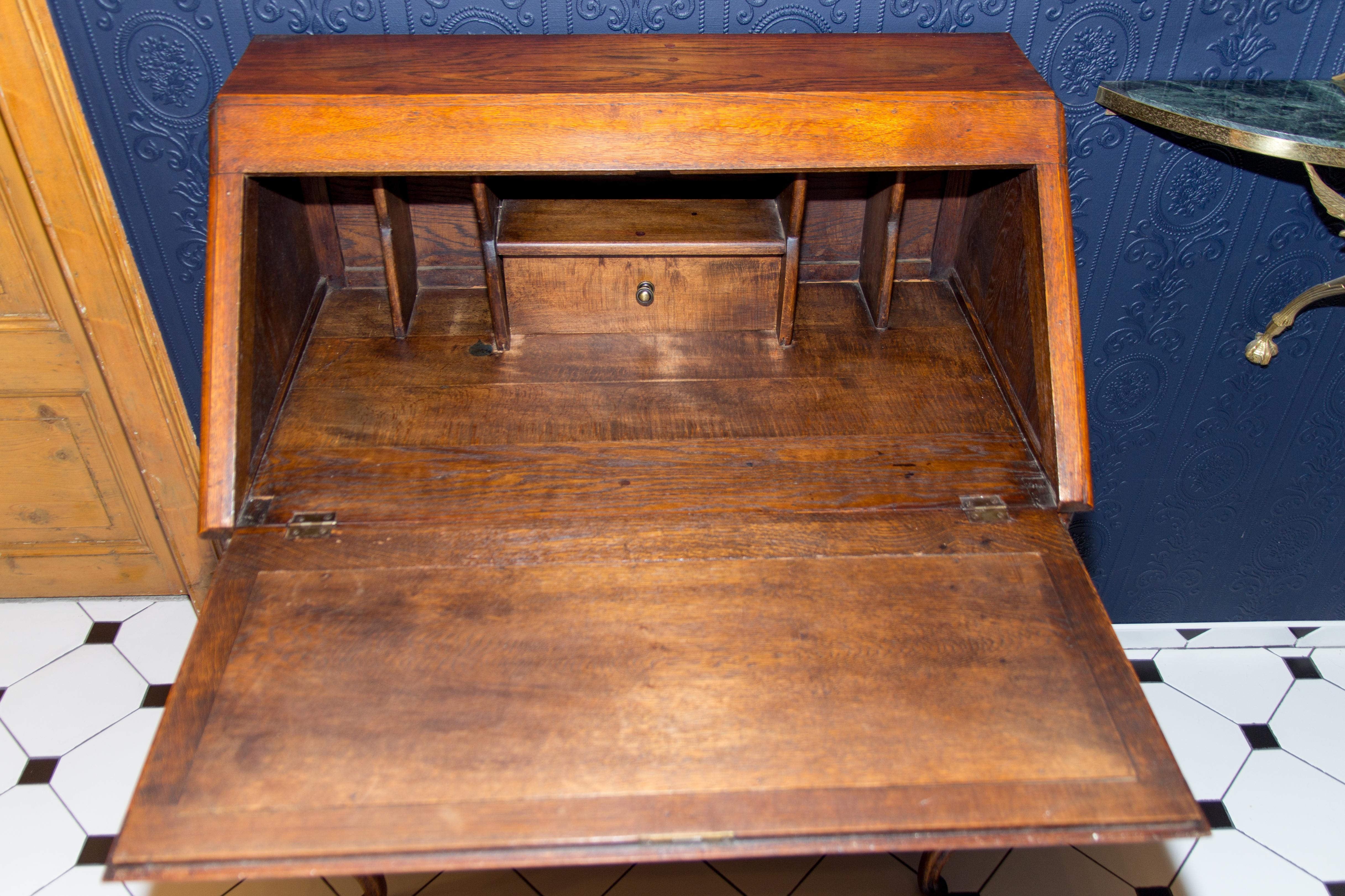 Louis XV Style Carved Oak Drop Front Two Drawers Secretary Bureau, 1920s For Sale 7