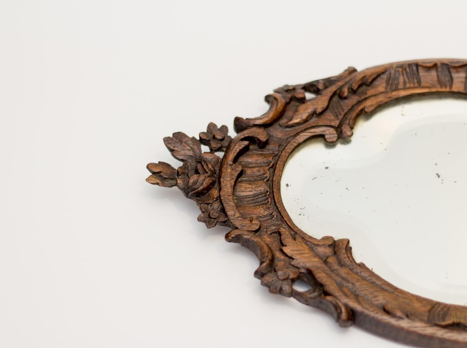 Louis XV Style Carved Oakwood Hand Mirror, France, 1920's For Sale 1