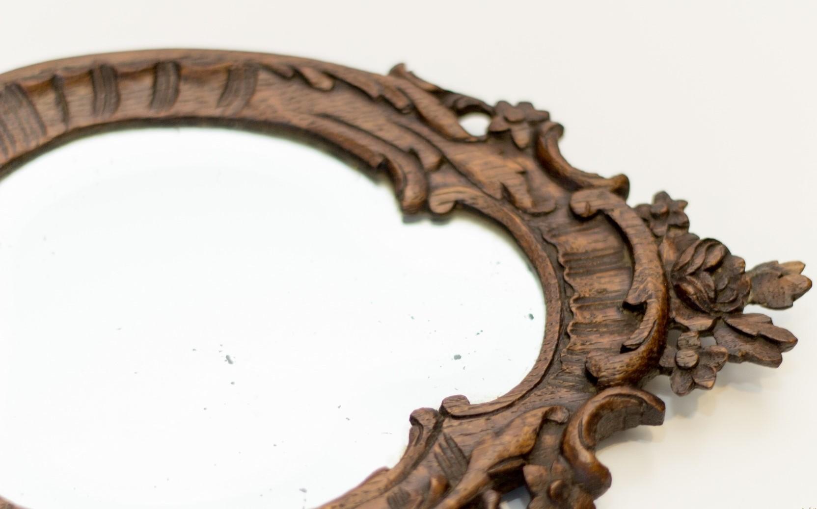 Louis XV Style Carved Oakwood Hand Mirror, France, 1920's For Sale 3